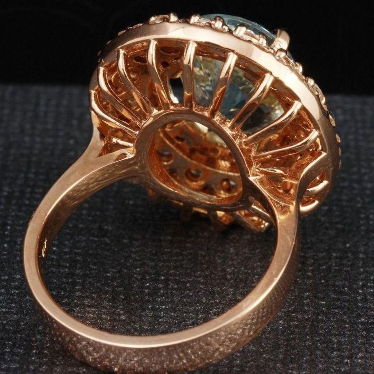 Women's 5.50 Carat Natural Aquamarine and Diamond 14 Karat Solid Rose Gold Ring For Sale