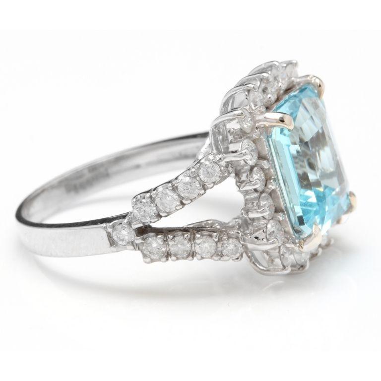 5.50 Carat Natural Aquamarine and Diamond 14 Karat Solid White Gold Ring In New Condition For Sale In Los Angeles, CA