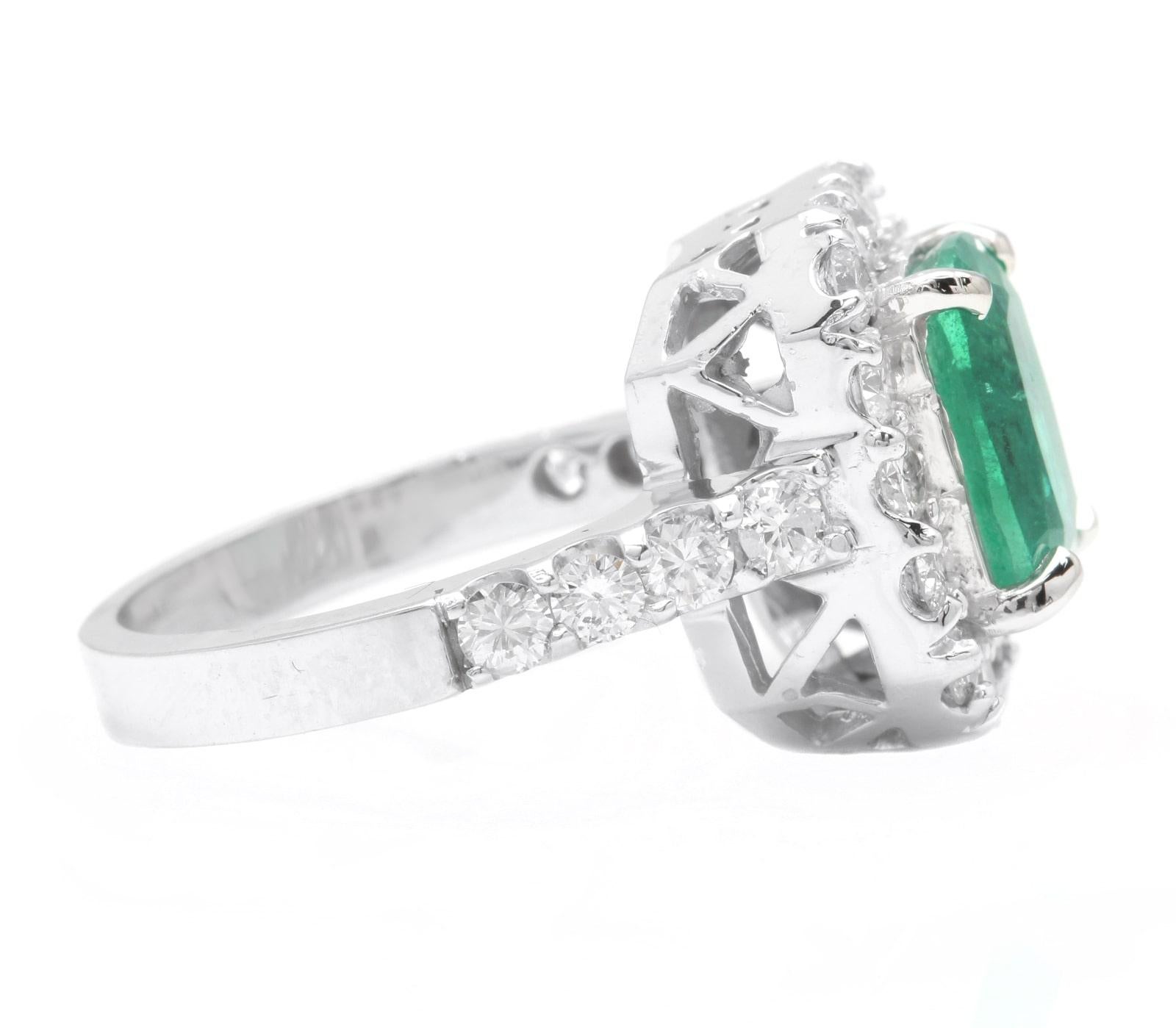 Mixed Cut 5.50 Carats Natural Emerald and Diamond 14K Solid White Gold Ring For Sale