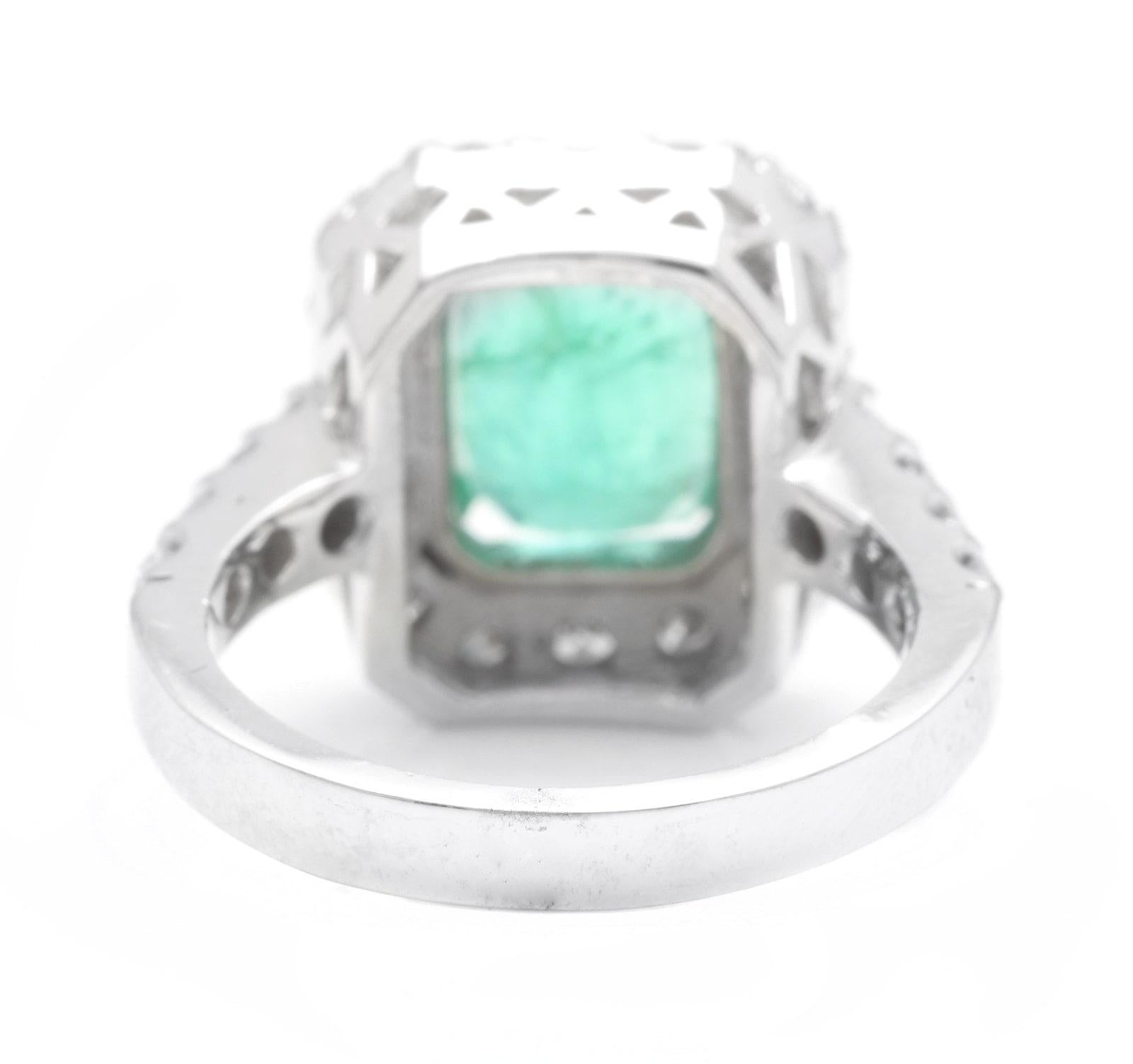 5.50 Carats Natural Emerald and Diamond 14K Solid White Gold Ring In New Condition For Sale In Los Angeles, CA
