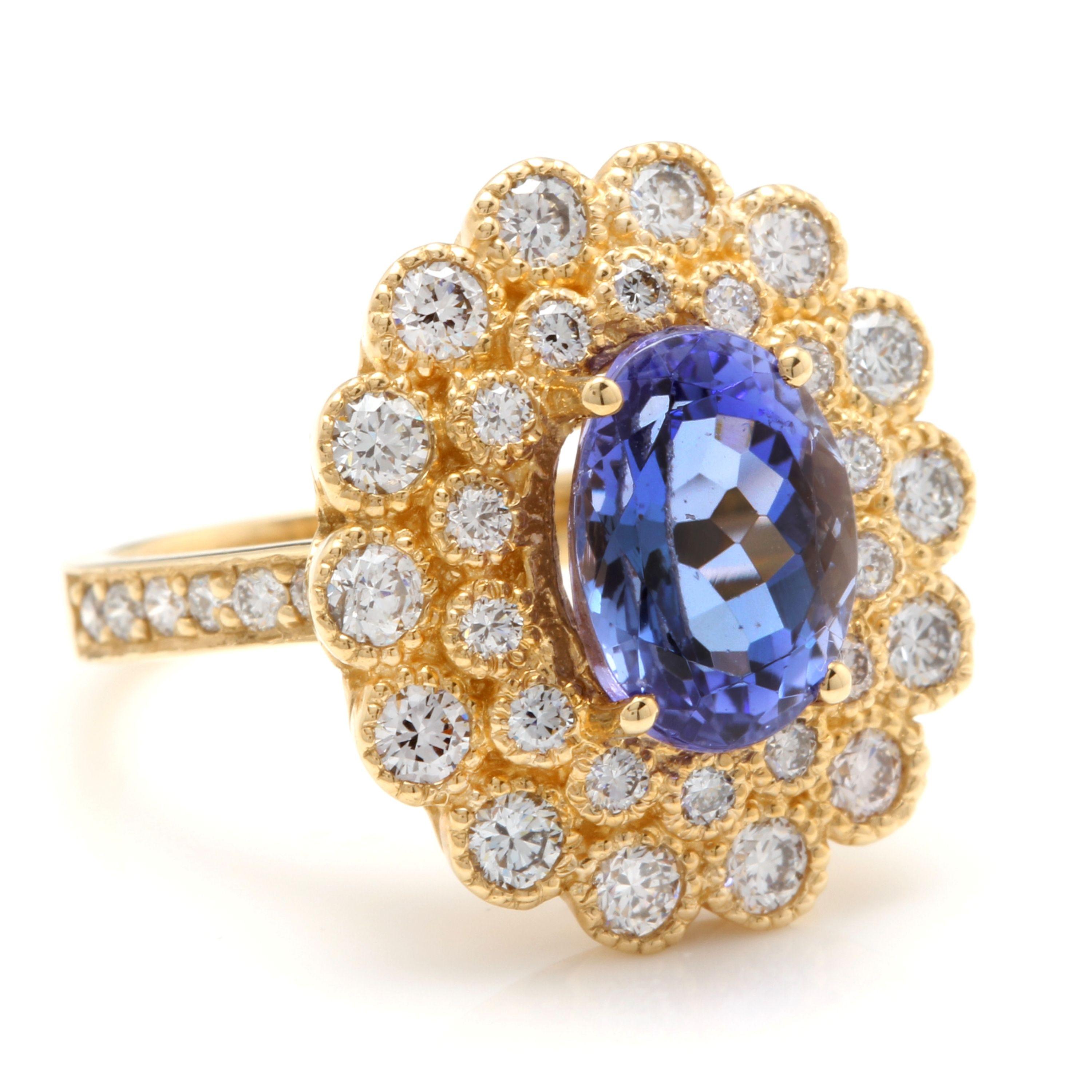 5.bague en or jaune massif 14K, 50 carats, très belle tanzanite naturelle et diamant

Le poids total de la tanzanite ovale naturelle est de : Environ 4.00 Carats

Mesures de la tanzanite : Environ 10.00 x 8.00

Traitement des tanzanites :