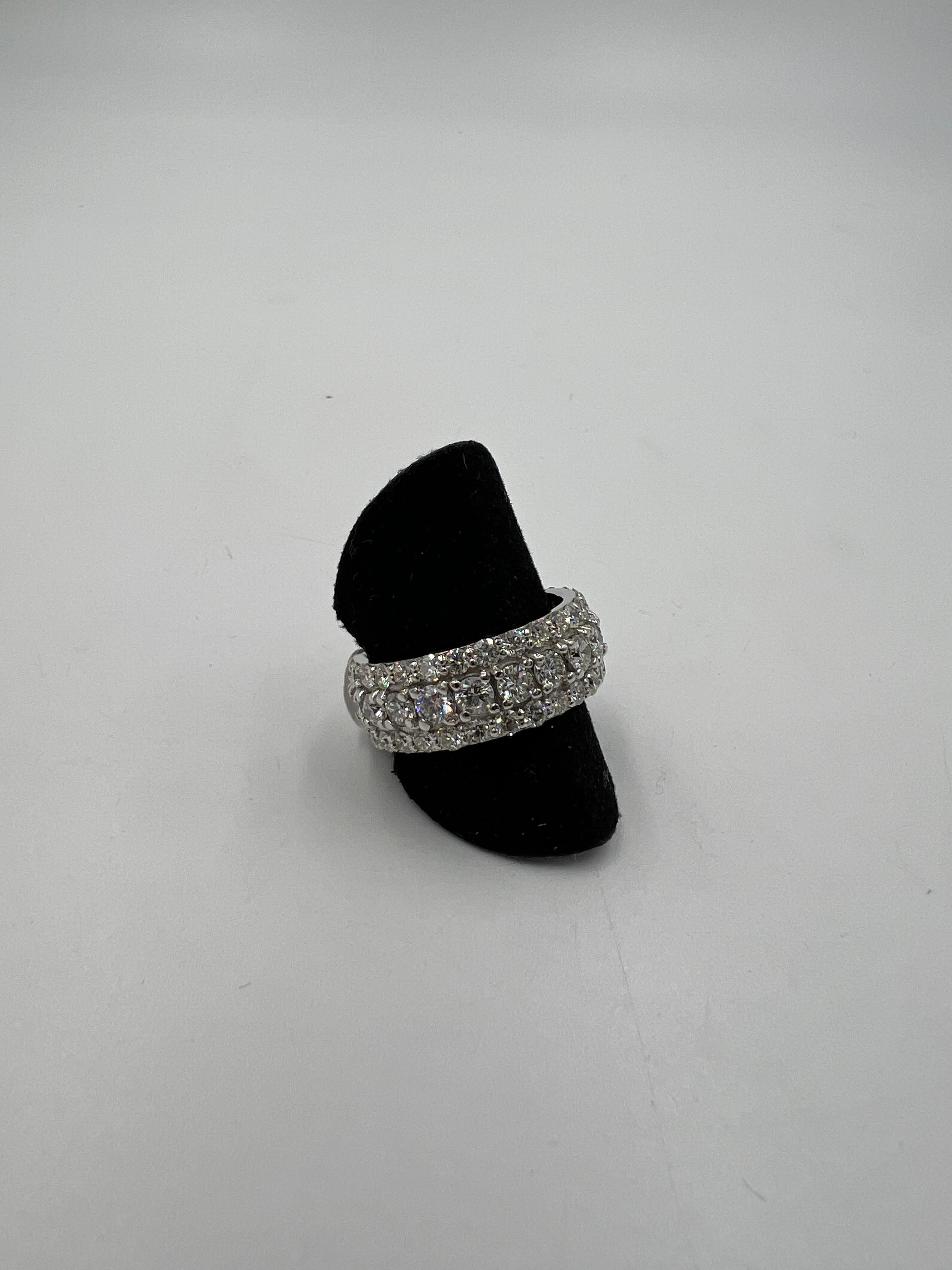 5.50 Carats TW Diamond Eternity Three Row White Gold Band Ring Size 9.25 For Sale 1