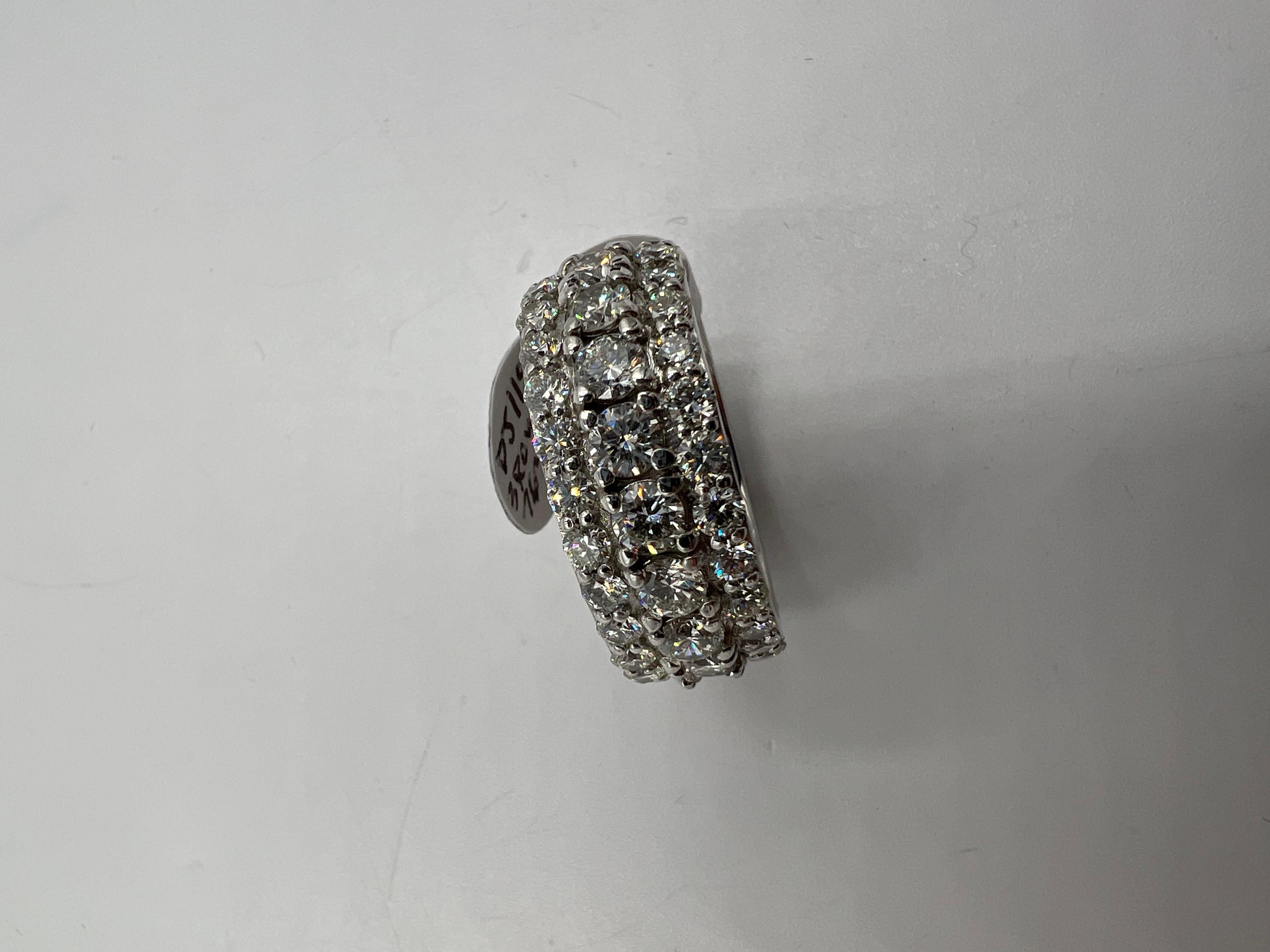 5.50 Carats TW Diamond Eternity Three Row White Gold Band Ring Size 9.25 For Sale 2