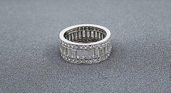 Alianza de diamantes de 5.50 ct