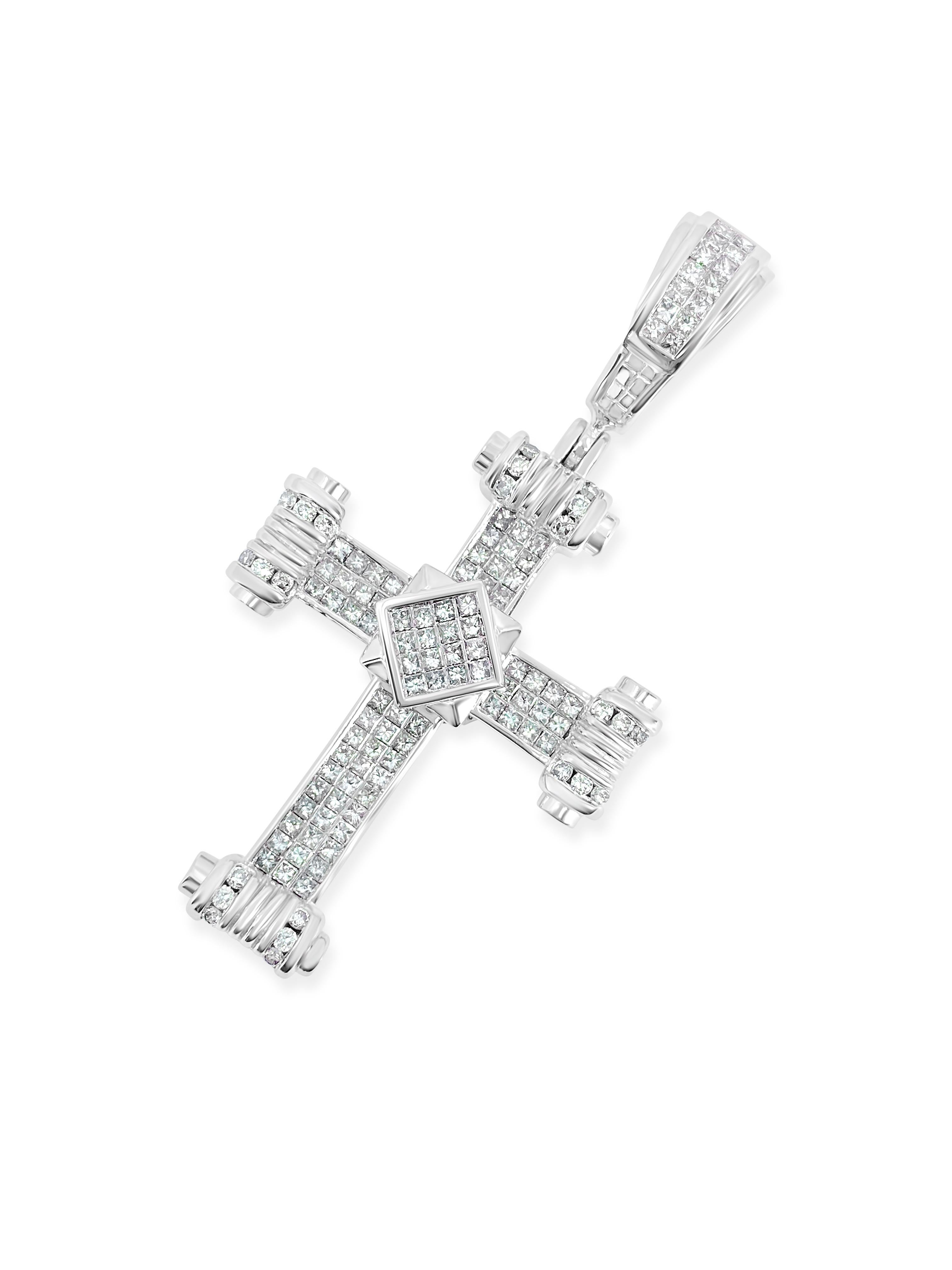 Crafted from exquisite 14k white gold, this stunning unisex religious diamond cross pendant features a total of 5.50 carats of meticulously selected diamonds. With a blend of princess and round brilliant cuts, these diamonds exhibit remarkable VS-SI