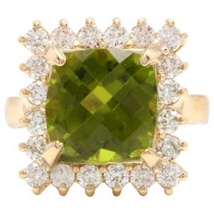 5.50 Ct Natural Very Nice Looking Peridot and Diamond 14K Solid Yellow Gold Ring
