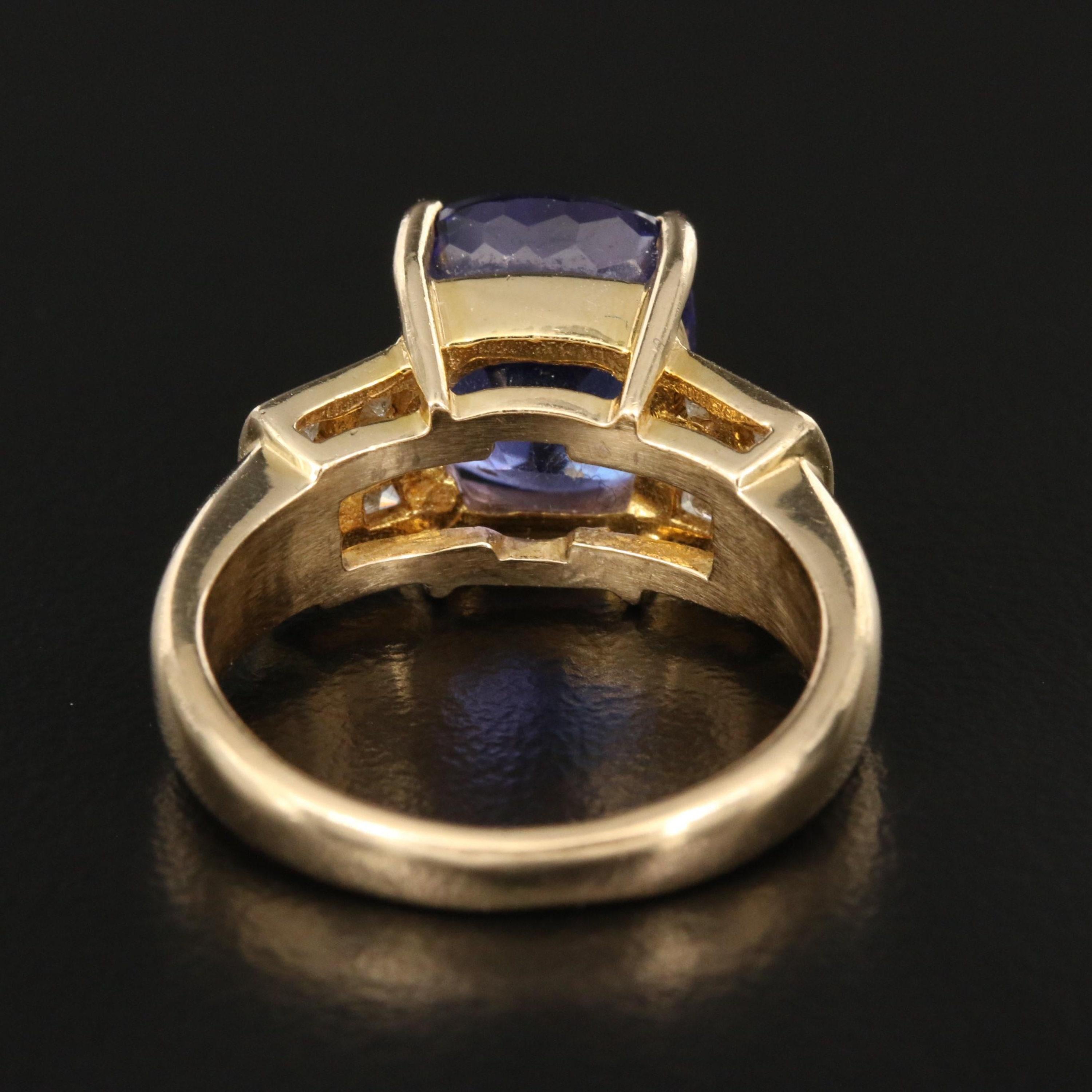 For Sale:  Vintage 5.50 Carat Tanzanite Diamond Yellow Gold Engagement Ring Bridal Ring 4