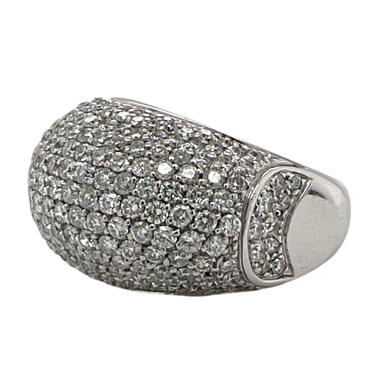 Women's 5.50 CTW Pavé Round Brilliant Diamond 18 Karat White Gold Modern Dome Band Ring  For Sale