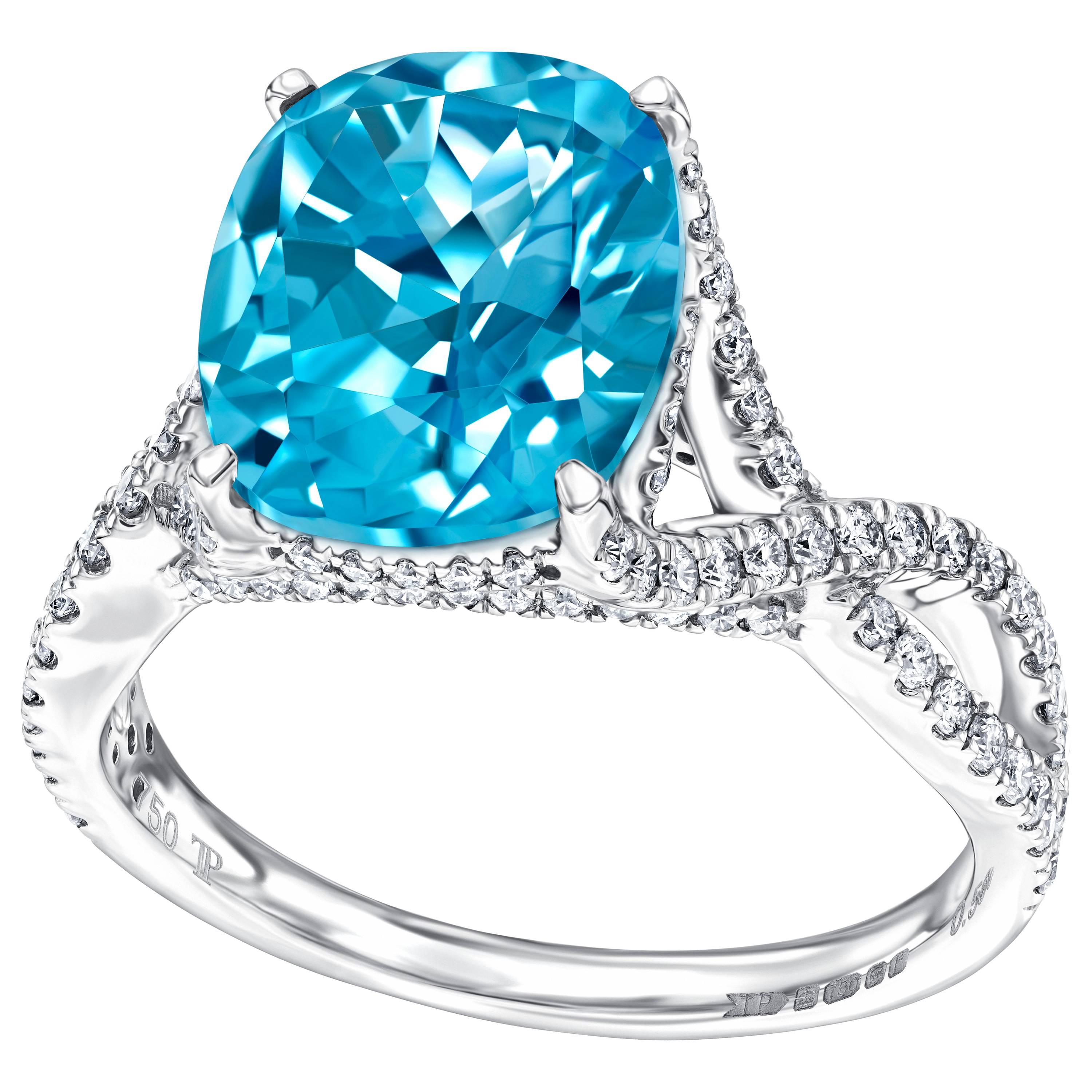 5.50ct Cushion Blue Topaz Engagement Ring 0.66 Carat Round Diamond in 18ct Gold For Sale