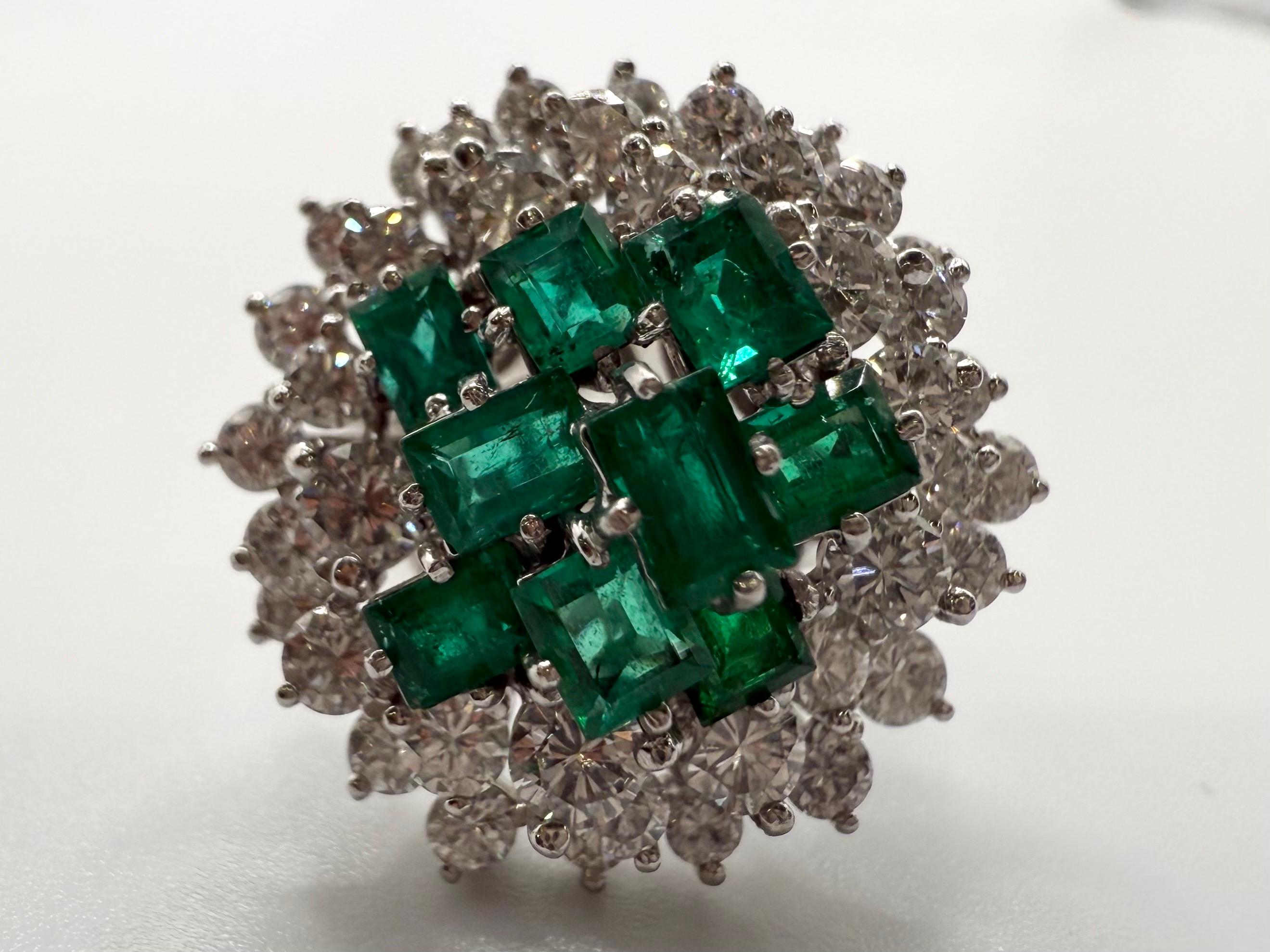 5.50ct Jardin Emerald Diamond ring in platinum stunning bouqet art deco motif In Excellent Condition For Sale In Boca Raton, FL