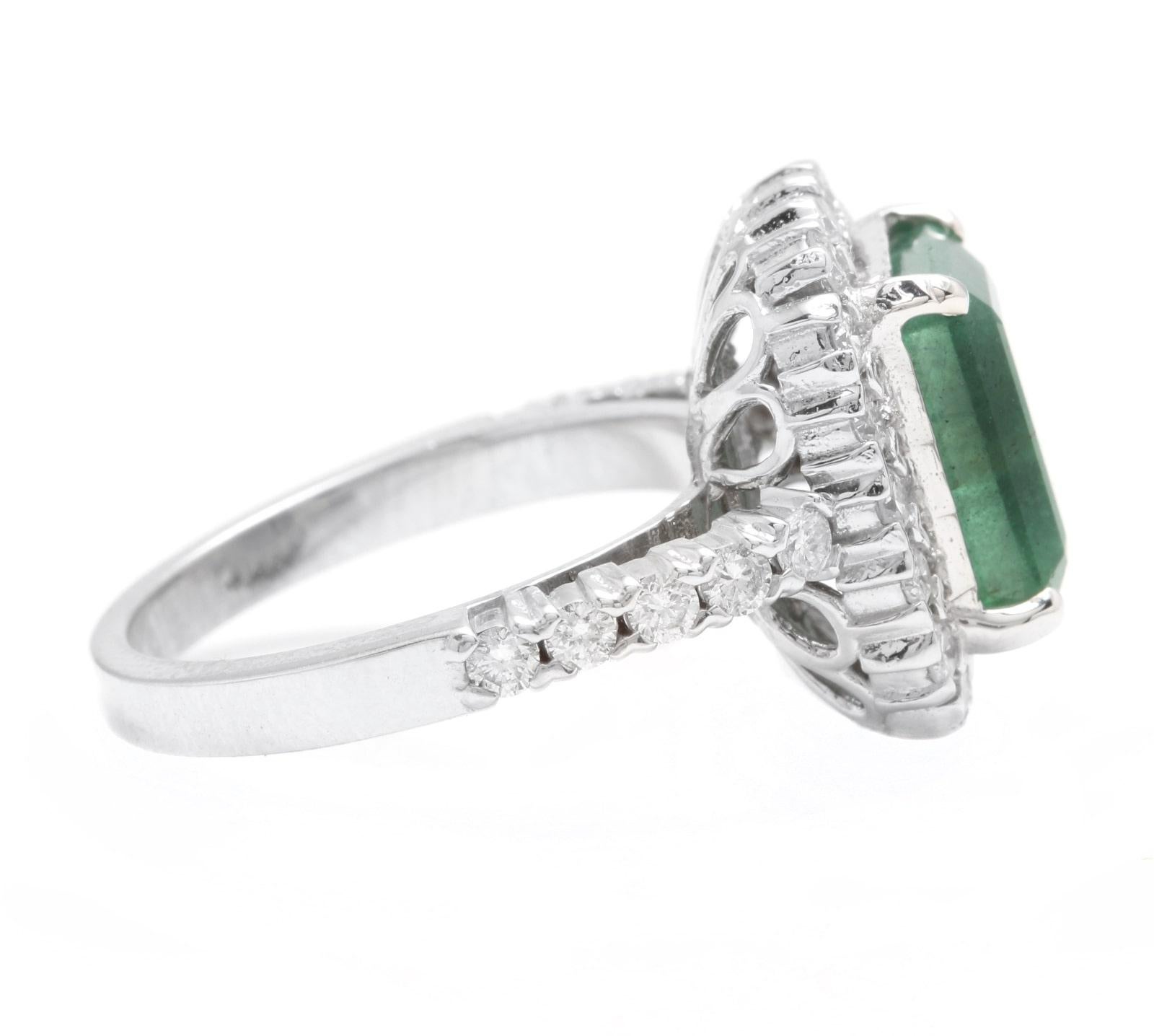 Mixed Cut 5.50ct Natural Emerald & Diamond 14k Solid White Gold Ring For Sale
