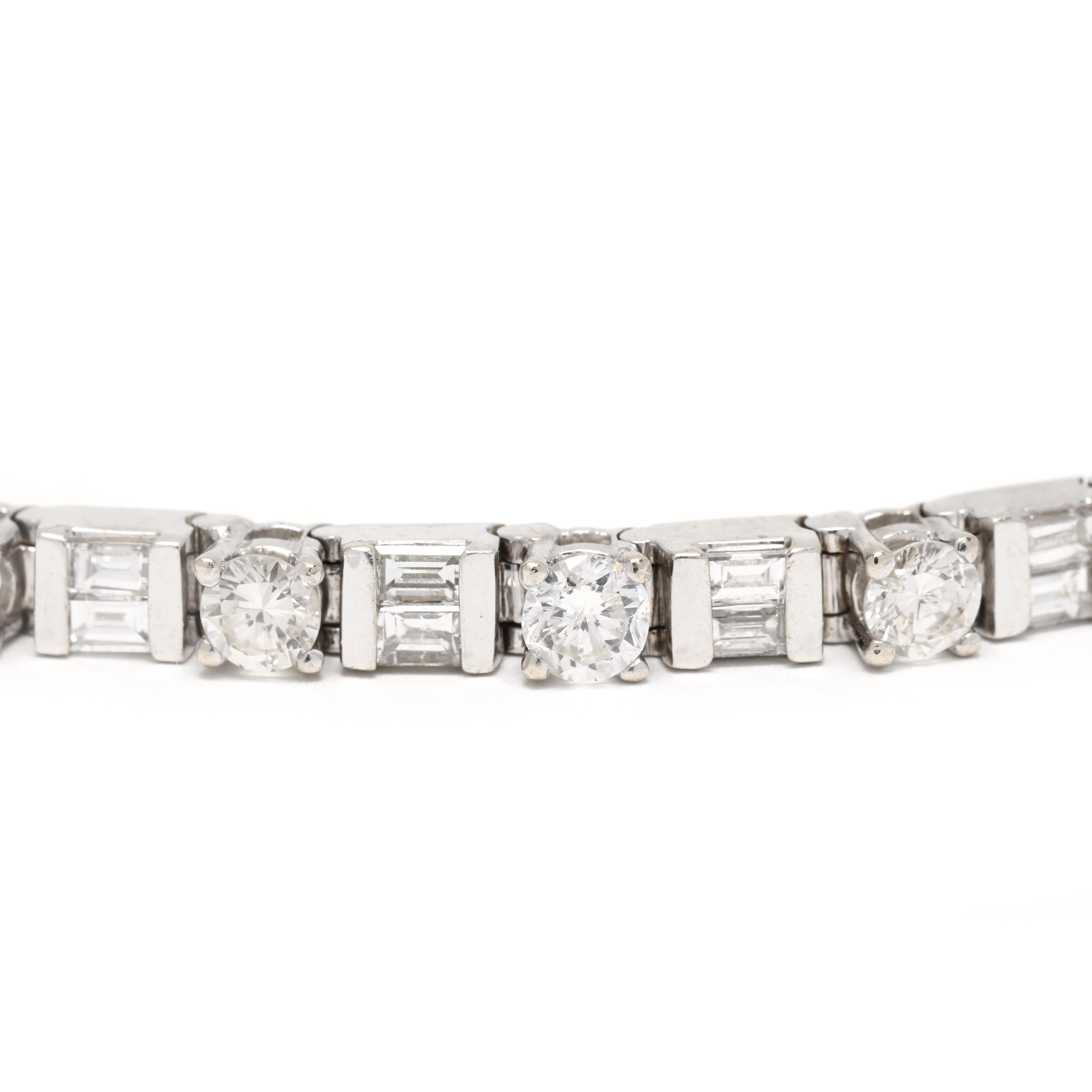 Questo splendido bracciale tennis con diamanti da 5,50 carati è il modo perfetto per farsi notare. Realizzato in oro bianco 14 carati con una lunghezza di 7 pollici, questo braccialetto presenta una linea abbagliante di diamanti rotondi e baguette