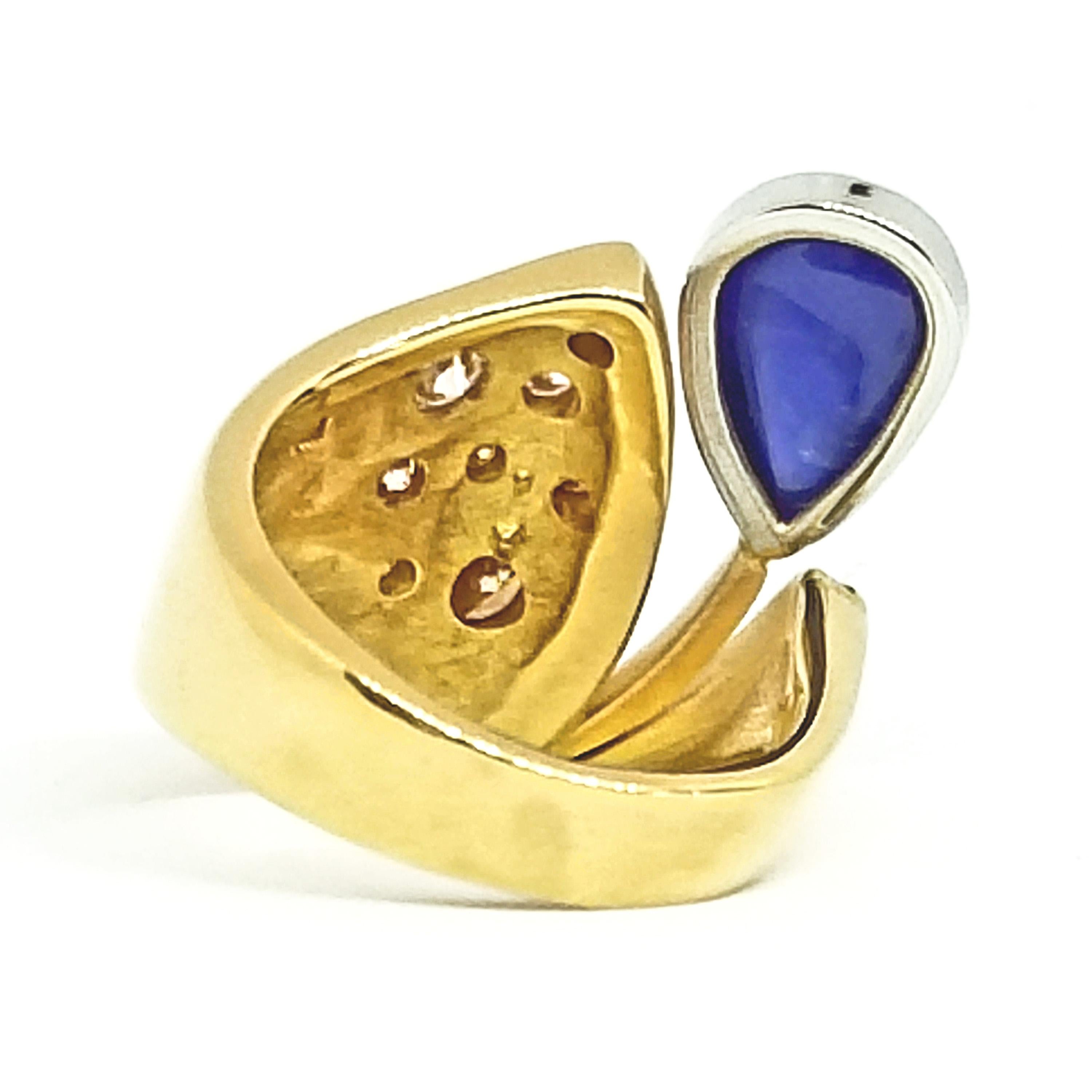 Women's or Men's 5.51 Carat Blue Sugarloaf Tear Drop Sapphire Fancy Diamond Contemporary Ring For Sale