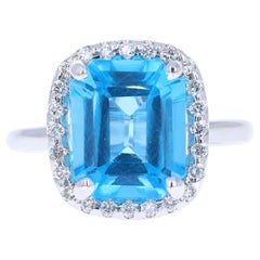 Anello in oro bianco 14 carati con diamante Topazio Blu da 5,51 carati