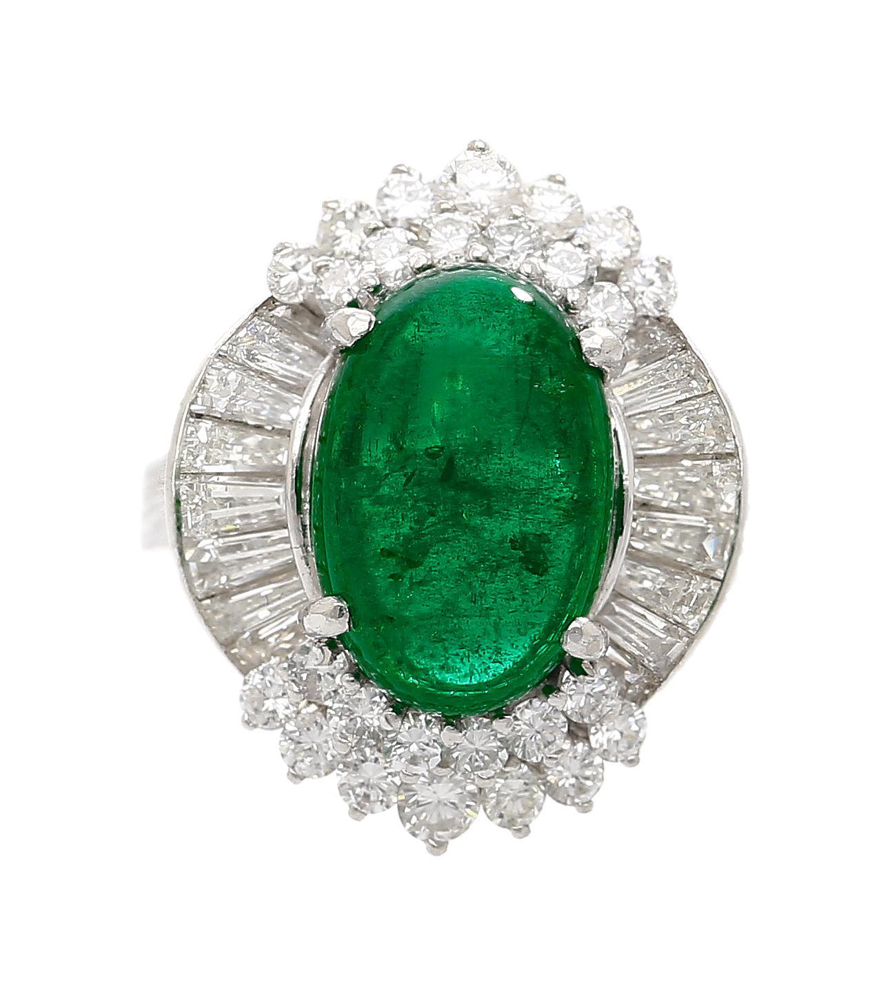 5.51 Carat Cabochon Cut Emerald & Diamond Platinum Ballerina Ring In Excellent Condition For Sale In Miami, FL