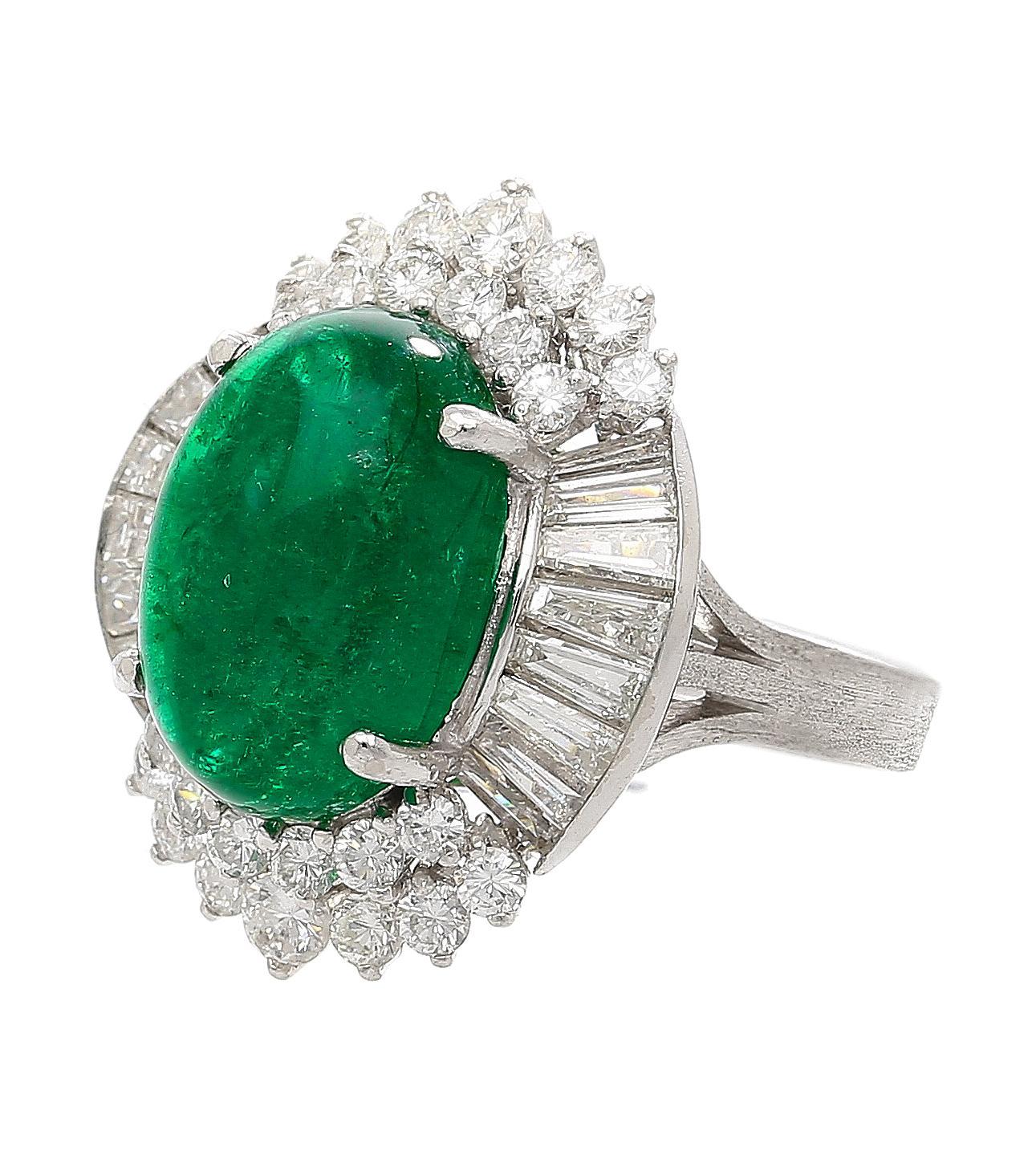Women's 5.51 Carat Cabochon Cut Emerald & Diamond Platinum Ballerina Ring For Sale
