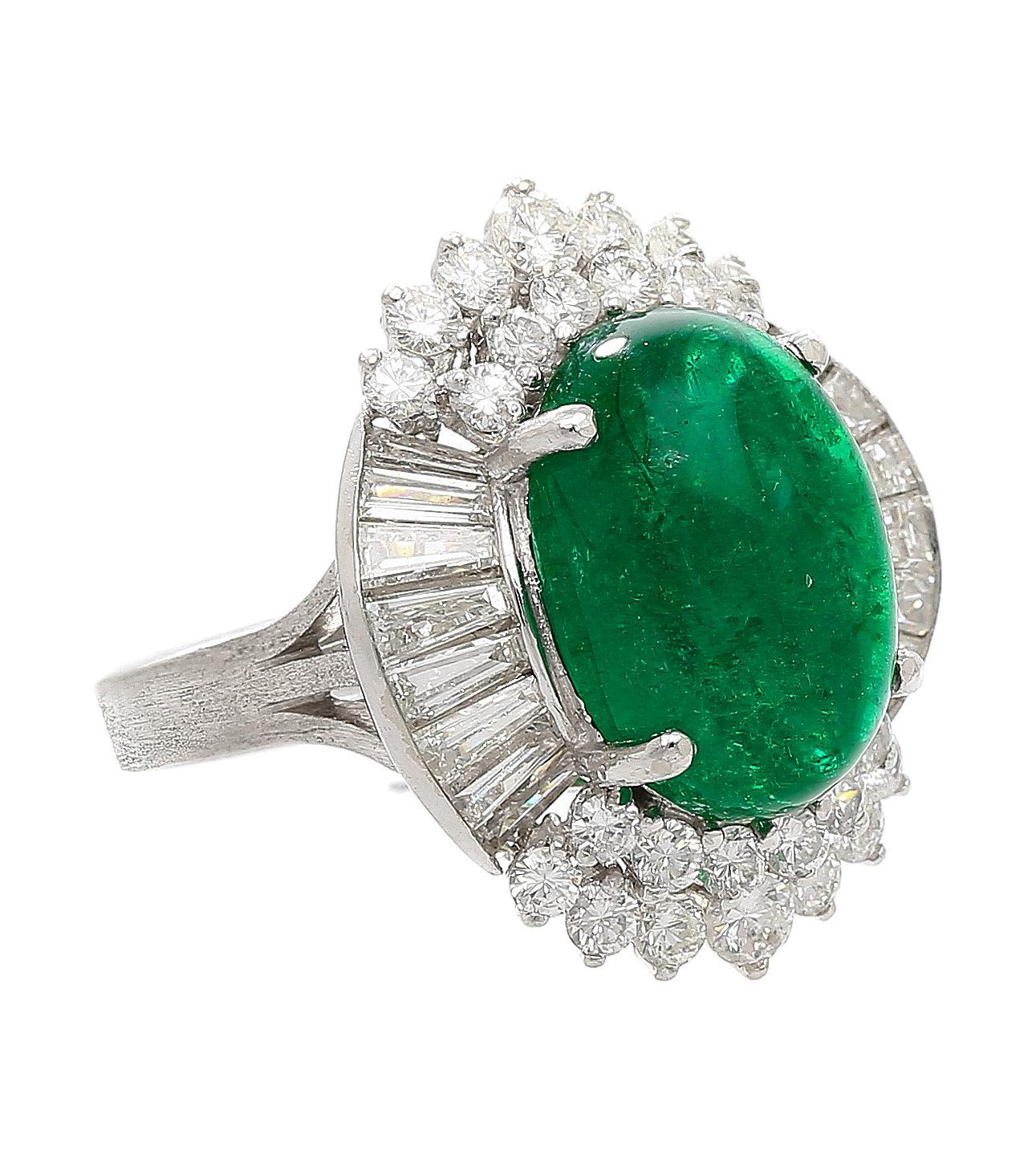5.51 Carat Cabochon Cut Emerald & Diamond Platinum Ballerina Ring For Sale 2