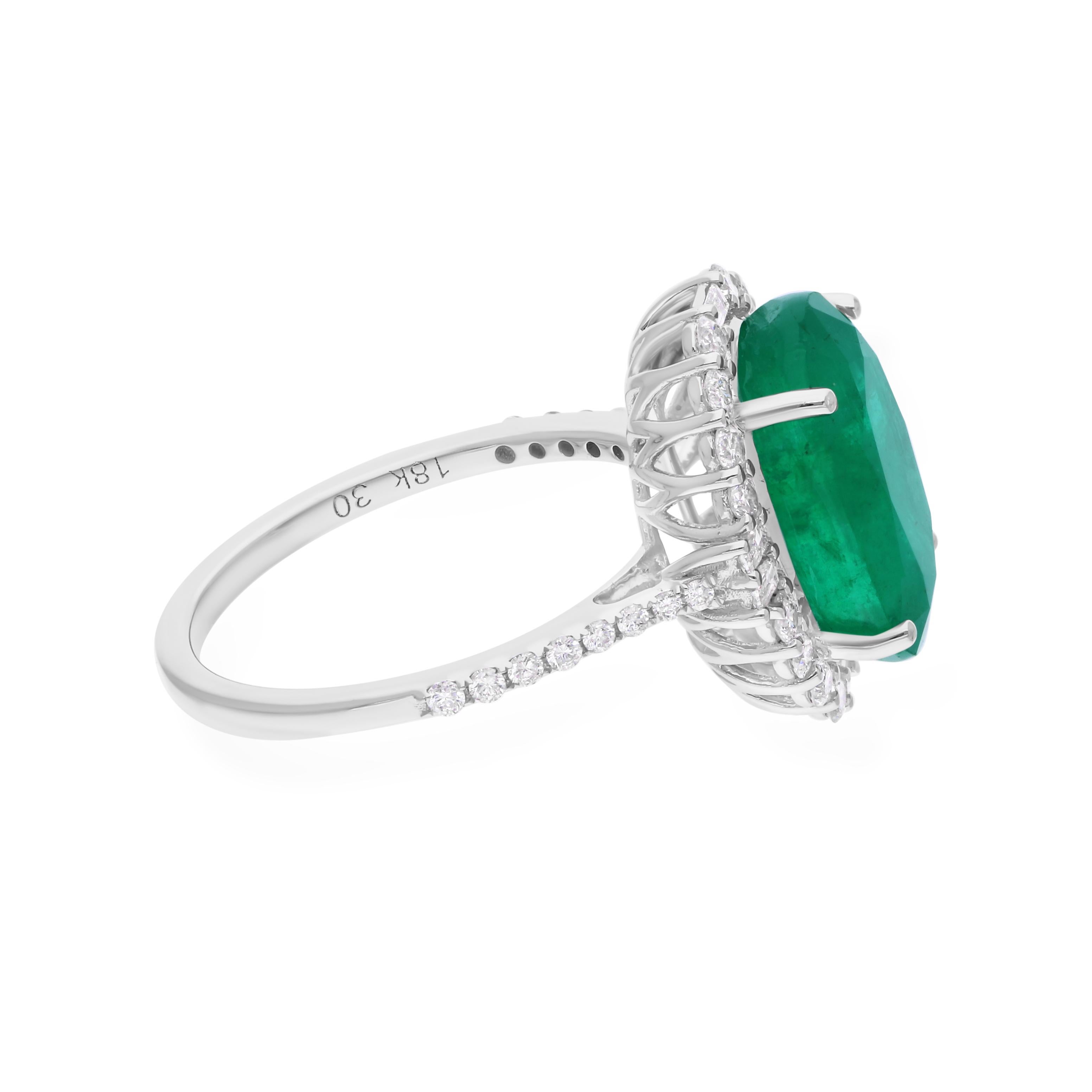 5,51 Karat sambischer Smaragd 0,82 Karat SI/H Diamantring 18 Karat Weißgold Damen im Angebot