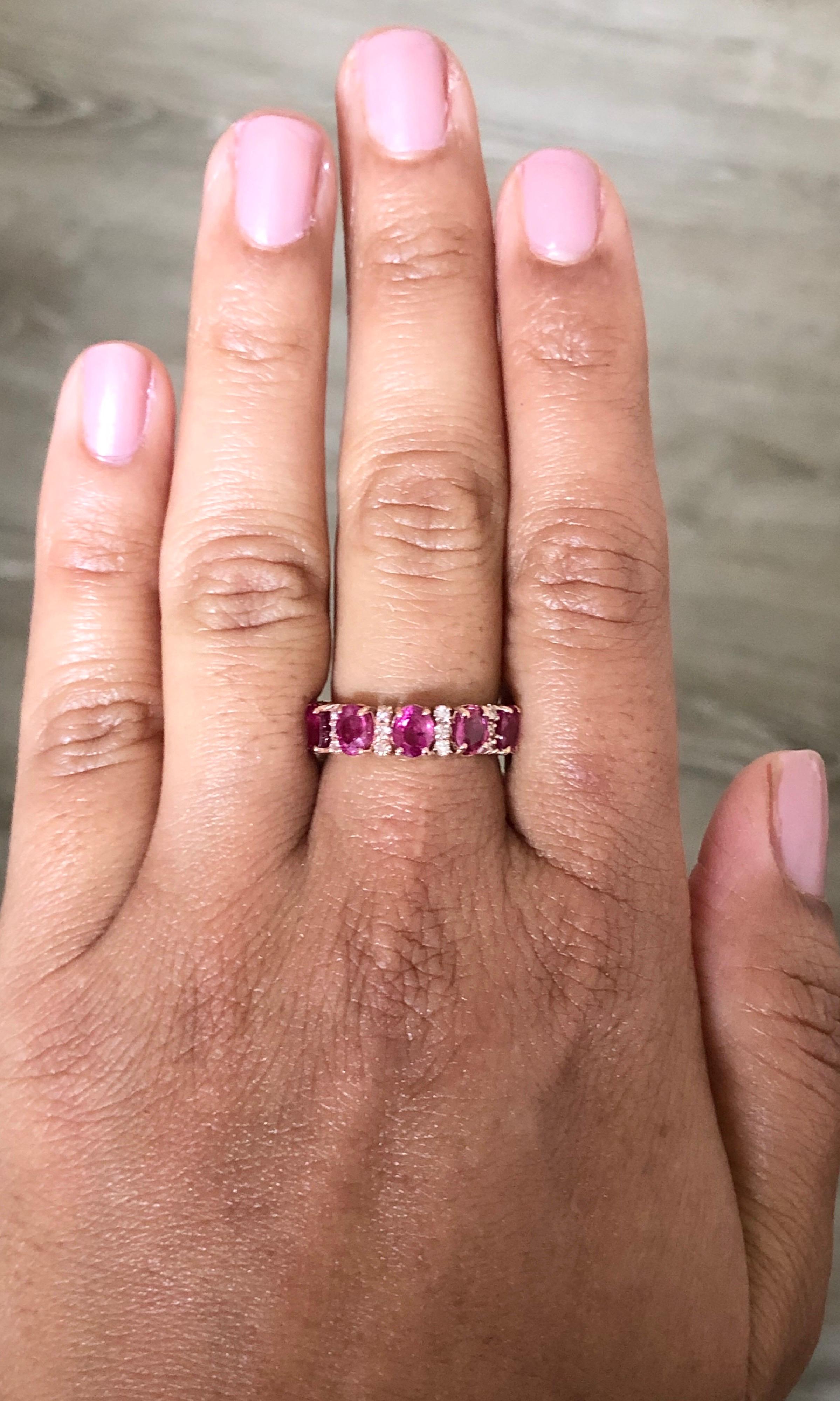 5.52 Carat Oval Cut Ruby Diamond Rose Gold Band For Sale 1