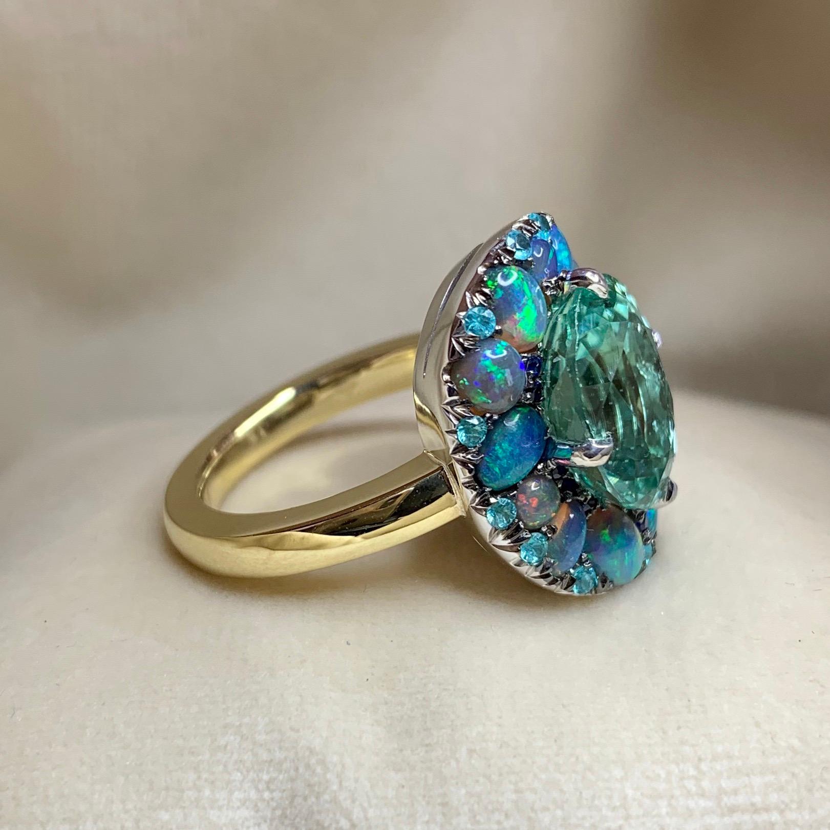 5, 52 ct. Lagoon Tourmaline, Black Opal, Paraïba Tourmaline Cocktail Ring In New Condition In Antwerp, BE