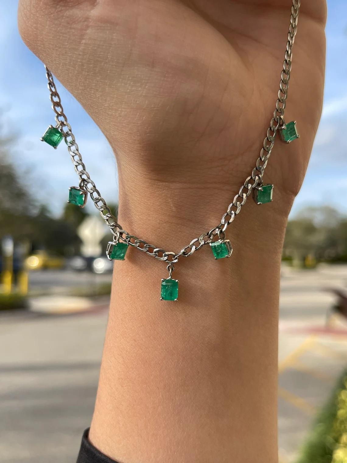 5.52tcw 14K Colombian Emerald-Asscher Cut Multi-Gemstone Emerald Curb Necklace For Sale 3