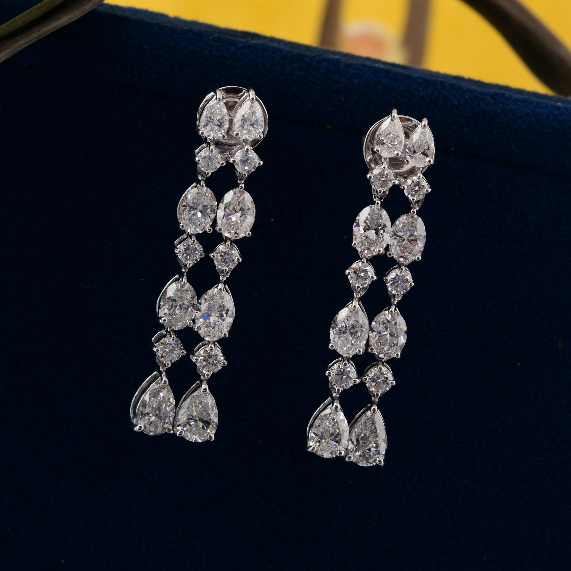 Moderne Boucles d'oreilles chandelier en or blanc 18 carats avec diamants ronds ovales taille poire de 5,53 carats SI/H en vente