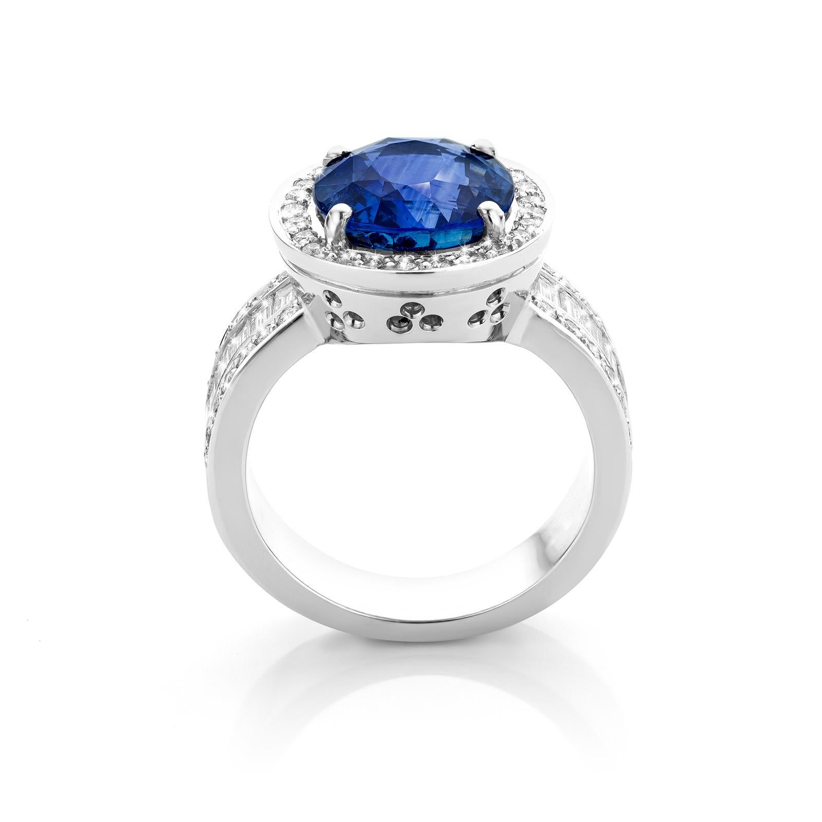 Oval Cut 5.53 Carat Ceylon Sapphire Cluster Diamond White Gold Cocktail Engagement Ring For Sale