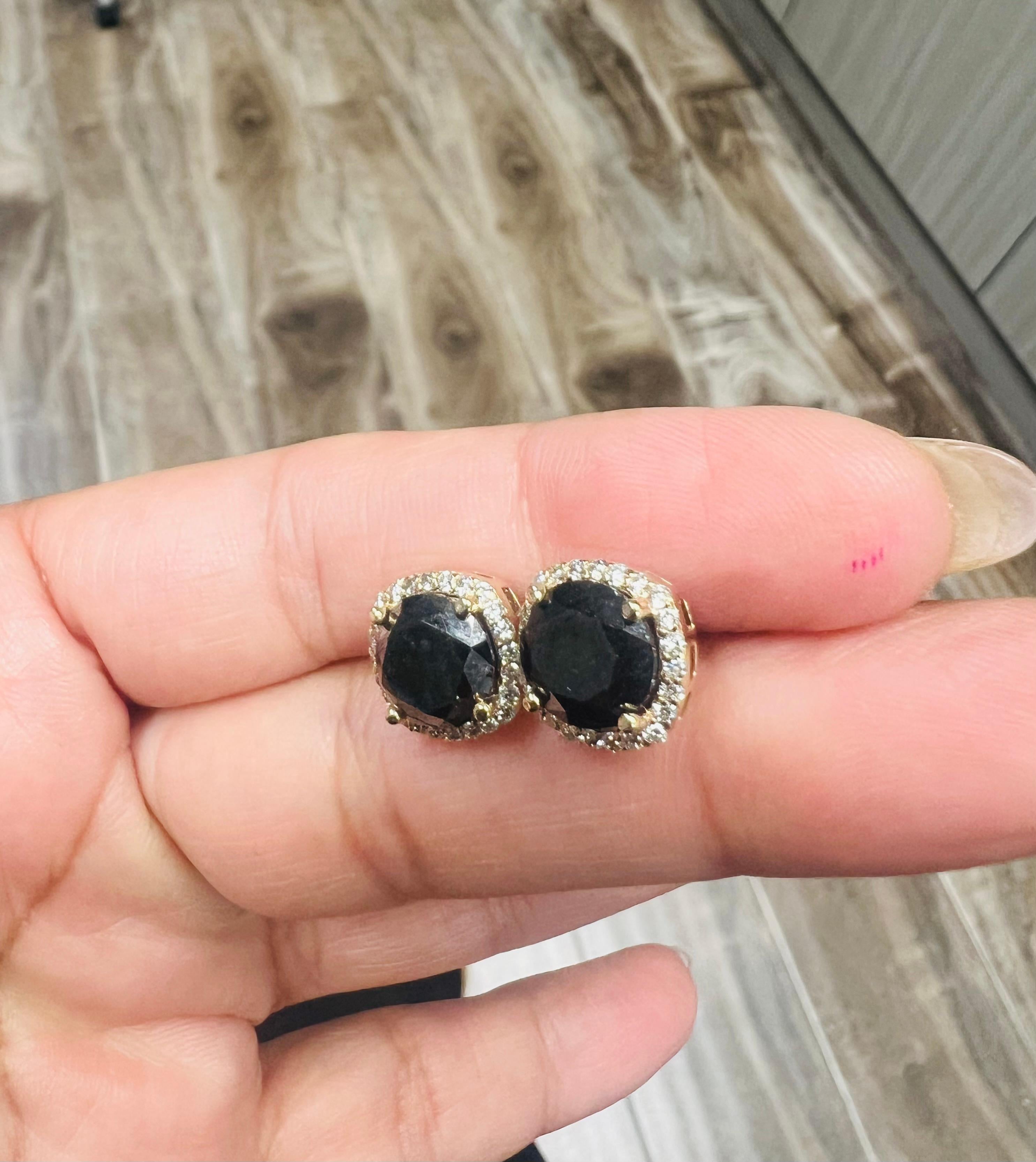5.54 Carat Black Diamond White Diamond Yellow Gold Stud Earrings For Sale 2