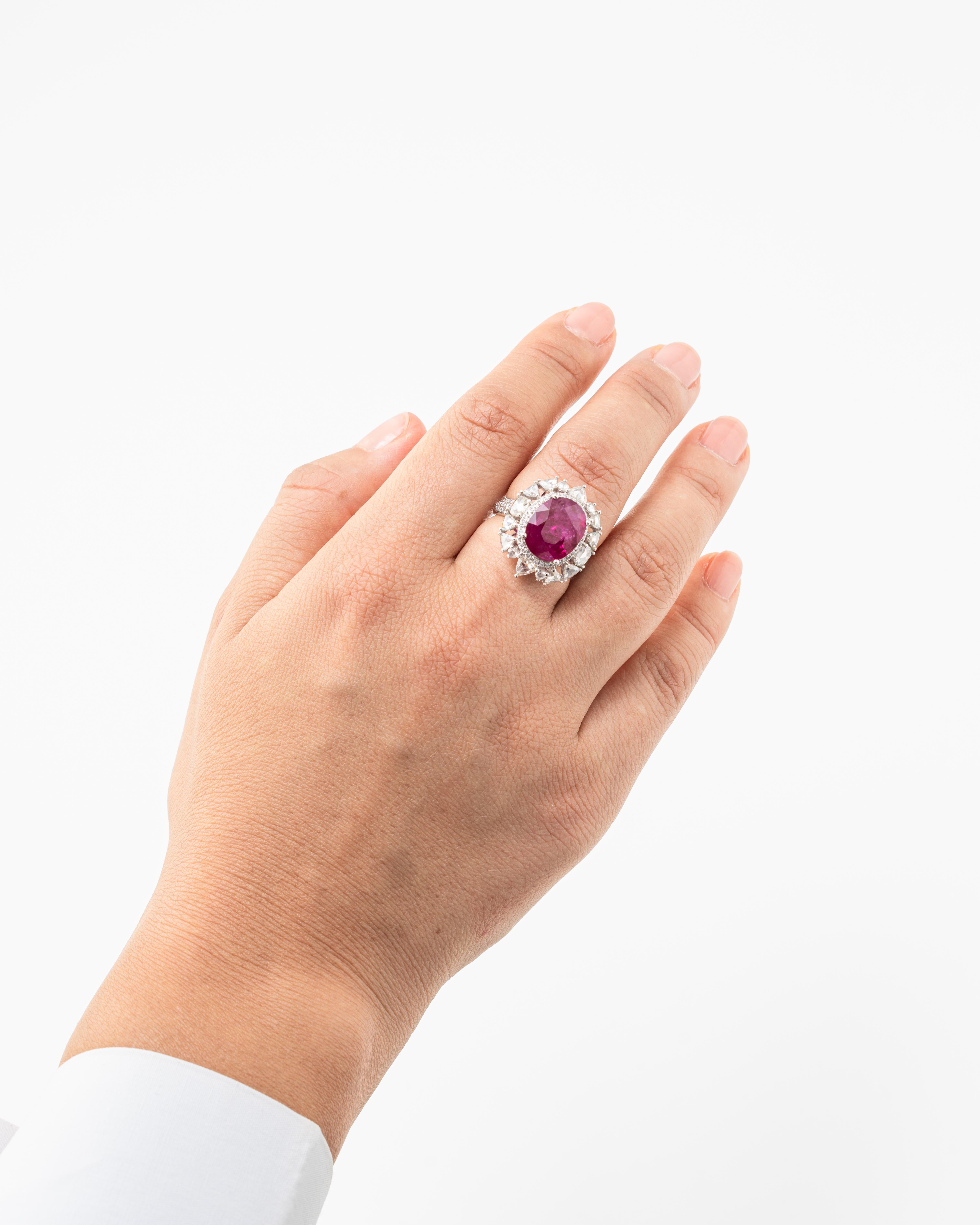 5.54 Carat Burma Ruby and Diamond Cocktail Ring For Sale 2