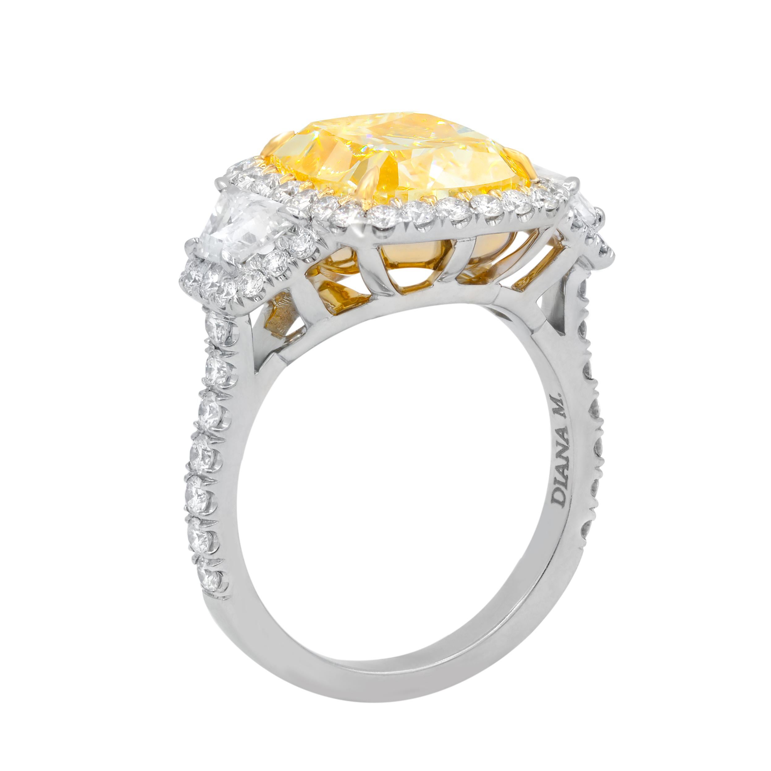 Moderne Bague jaune canari de 5.54 carats en vente