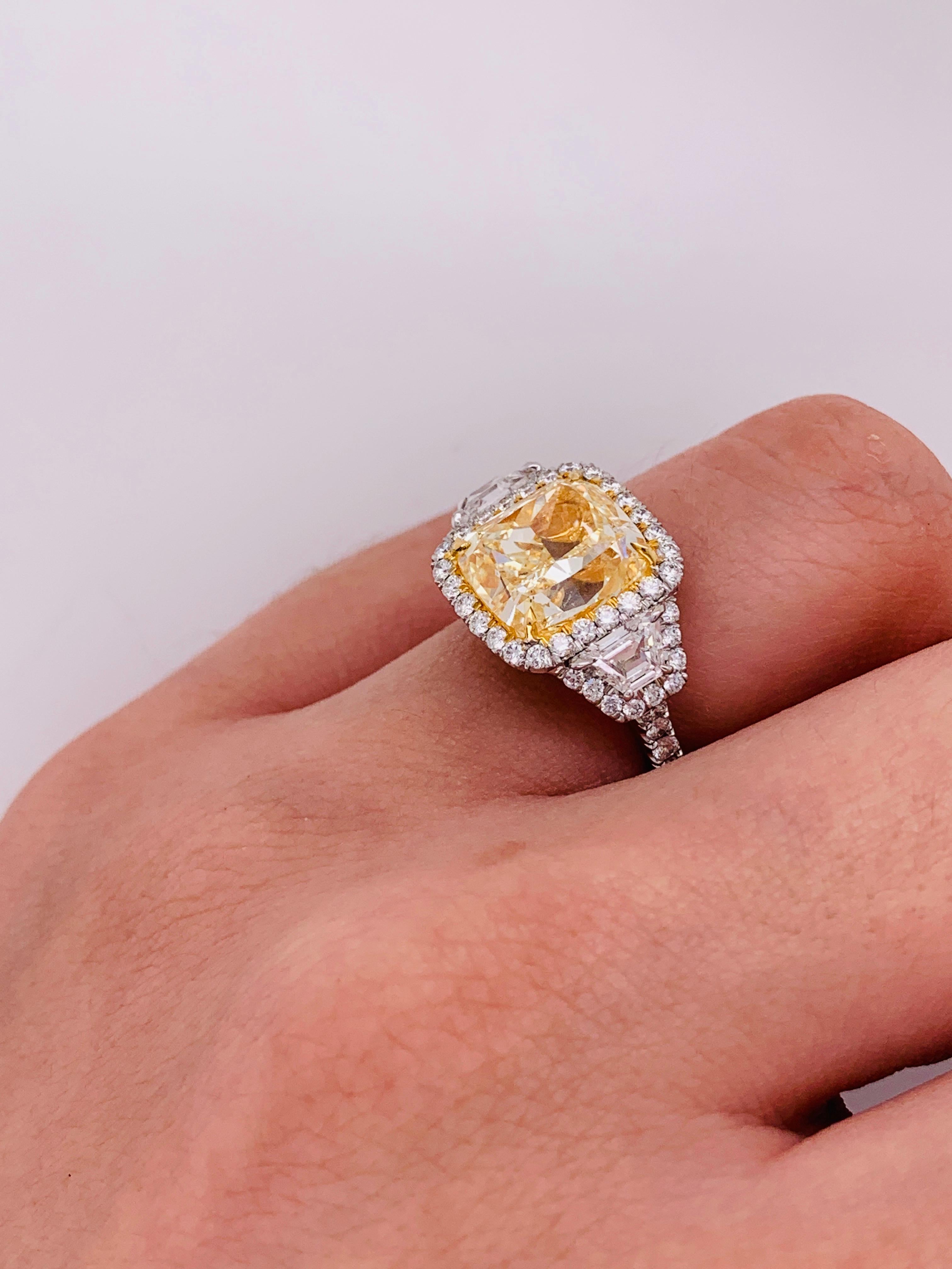 Modern 5.54 Carat Canary Yellow Diamond Ring For Sale
