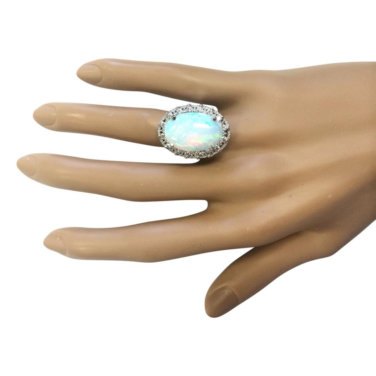 Natural Opal Diamond Ring 14 Karat White Gold  In New Condition For Sale In Los Angeles, CA
