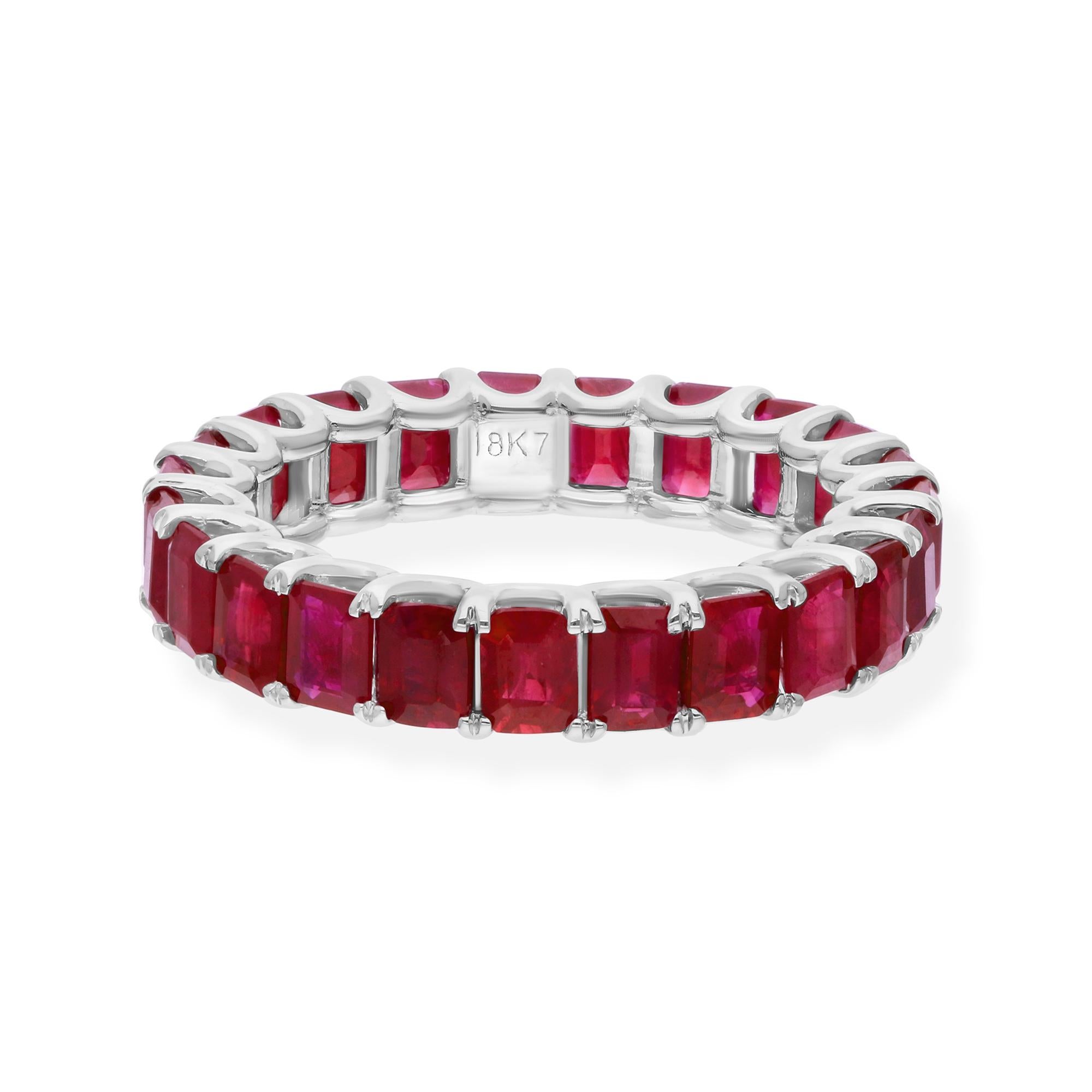 5.55 Carat Emerald Cut Ruby Gemstone Band Ring 18 Karat White Gold Jewelry For Sale 1