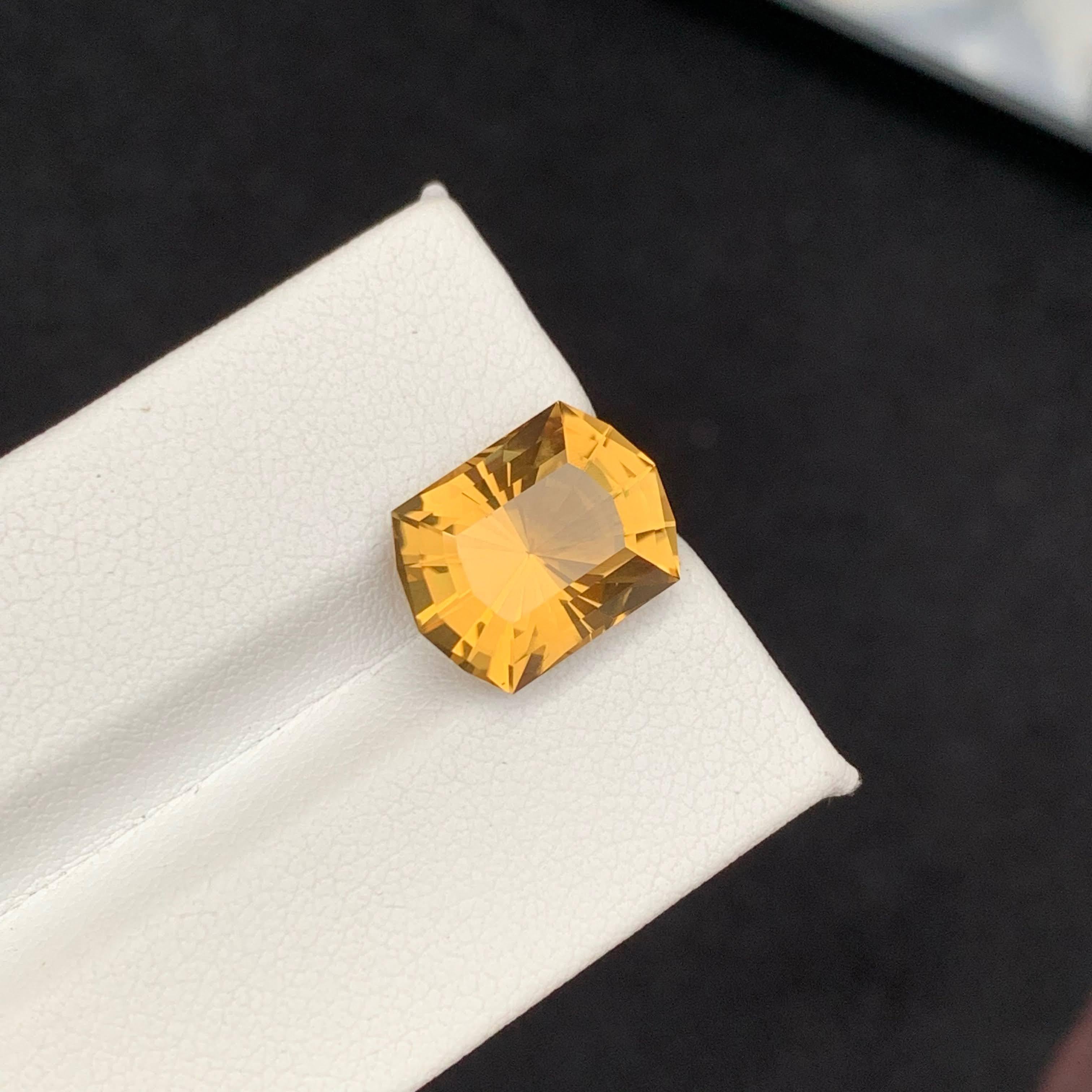 5.55 Carat Natural Loose Chrome Yellow Citrine Stone Custom Cut African Gemstone For Sale 1
