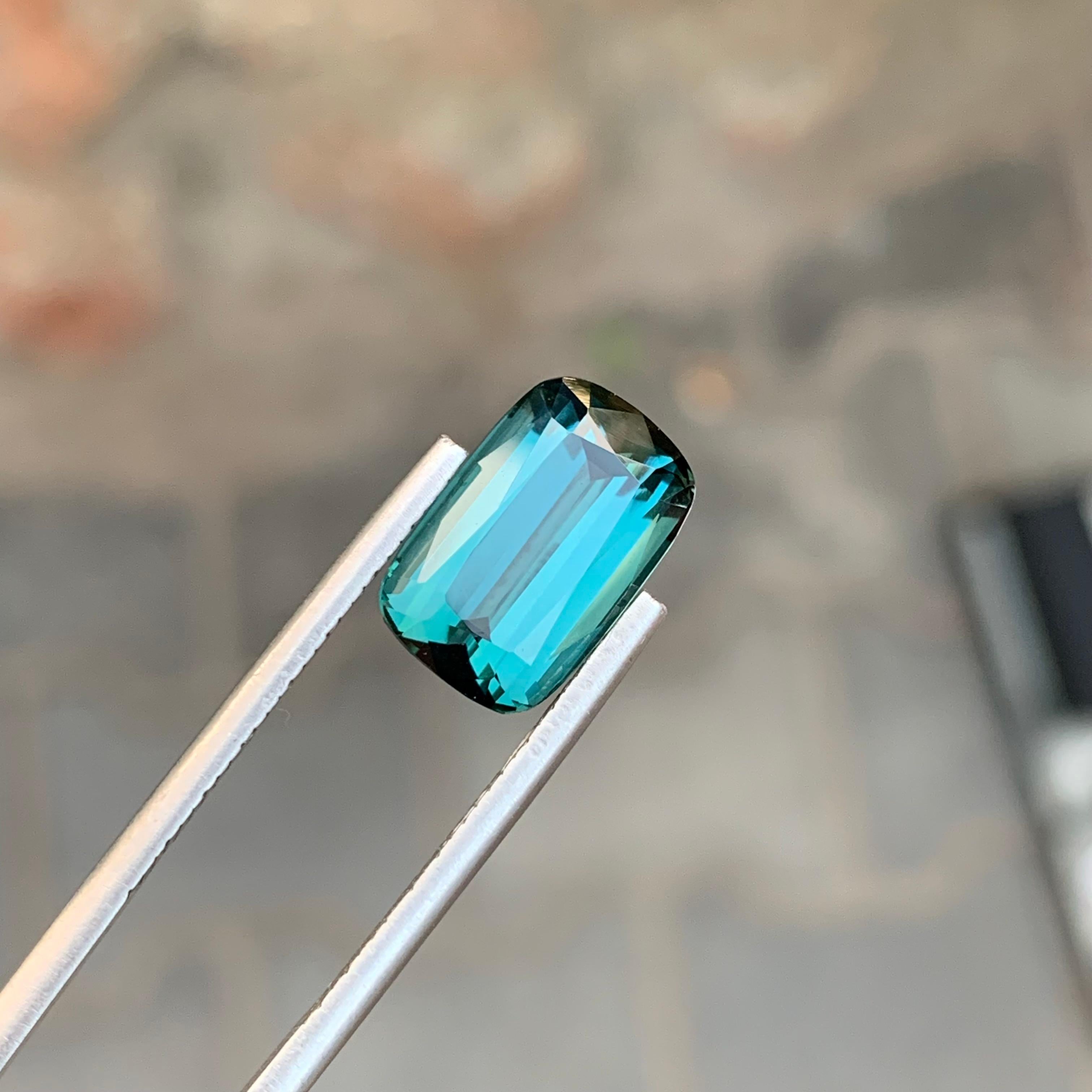 Tourmaline lagon naturelle taille coussin de 5,55 carats Unisexe en vente