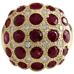 Diamantring mit 5,55 Karat natürlichem Rubin aus 18 Karat Gelbgold