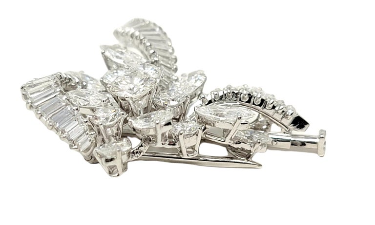 Women's 5.55 Carats Total Baguette, Marquis and Round Diamond and Platinum Brooch F-G/VS For Sale