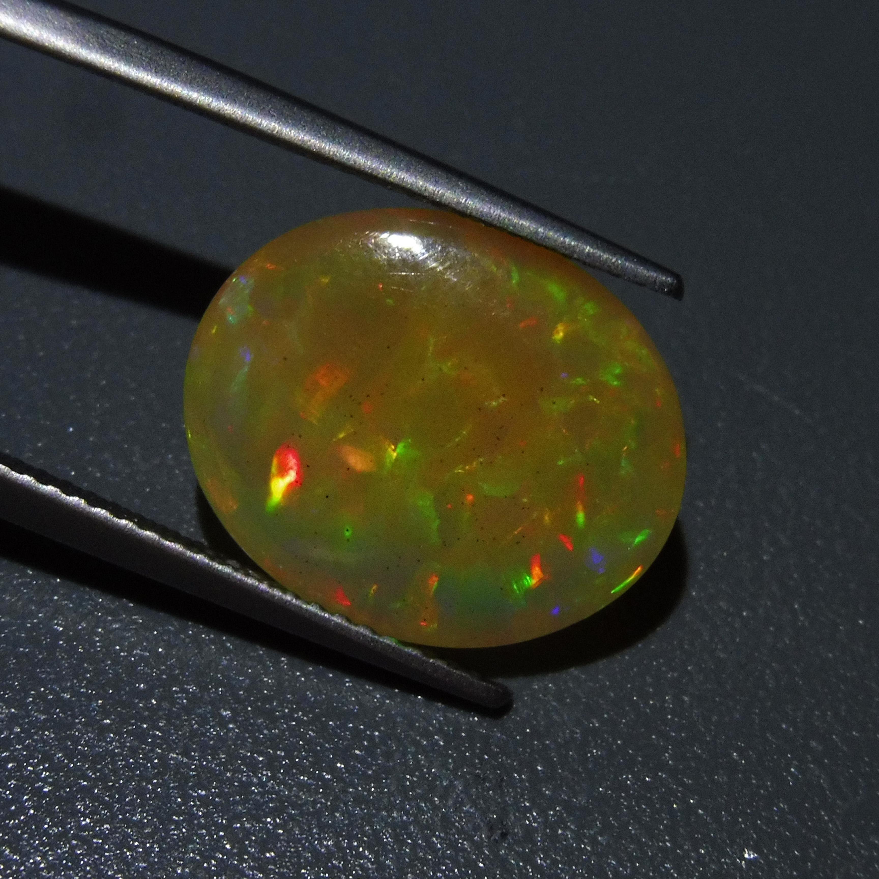5.55 ct Oval Cabochon Opal For Sale 9