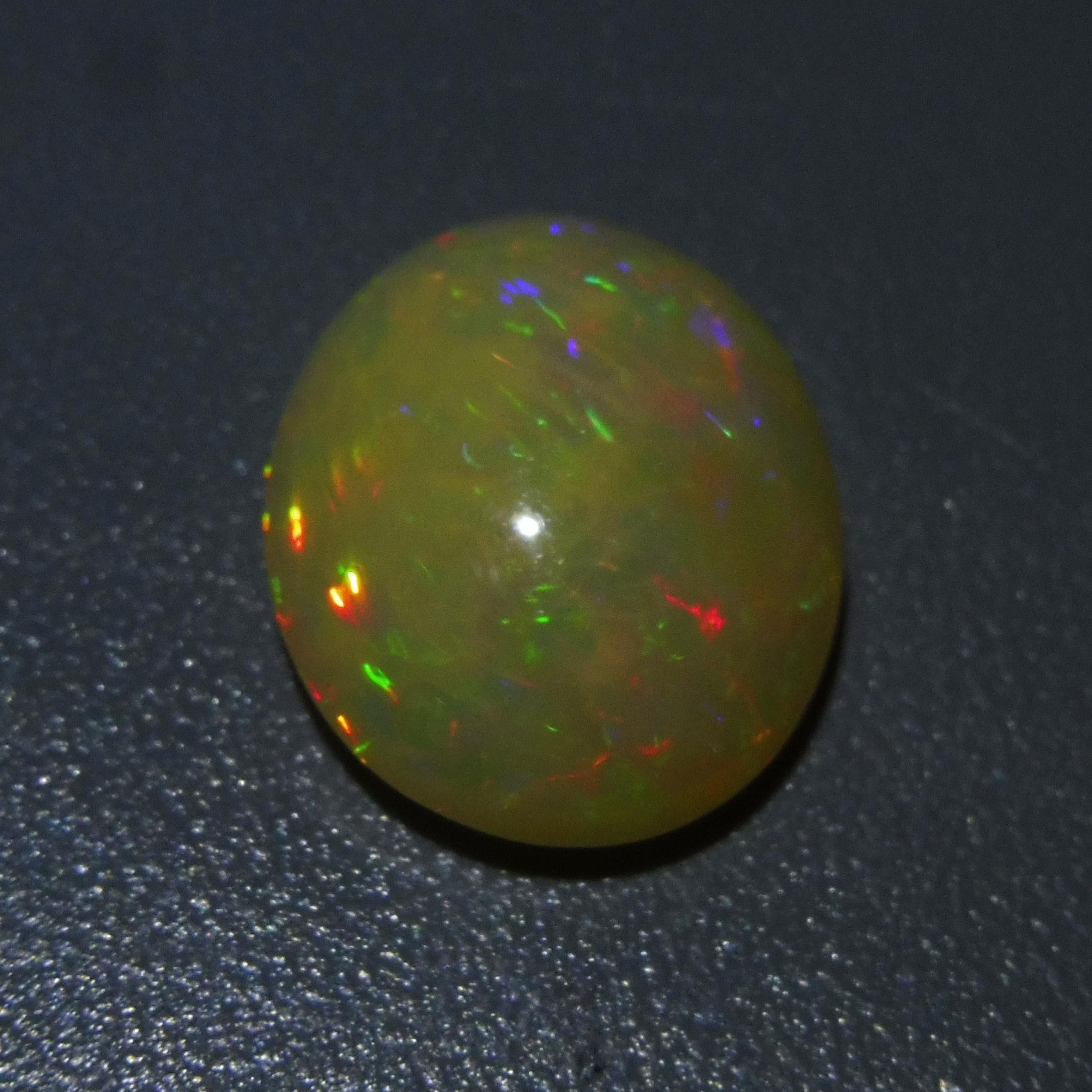 5.55 ct Oval Cabochon Opal For Sale 3