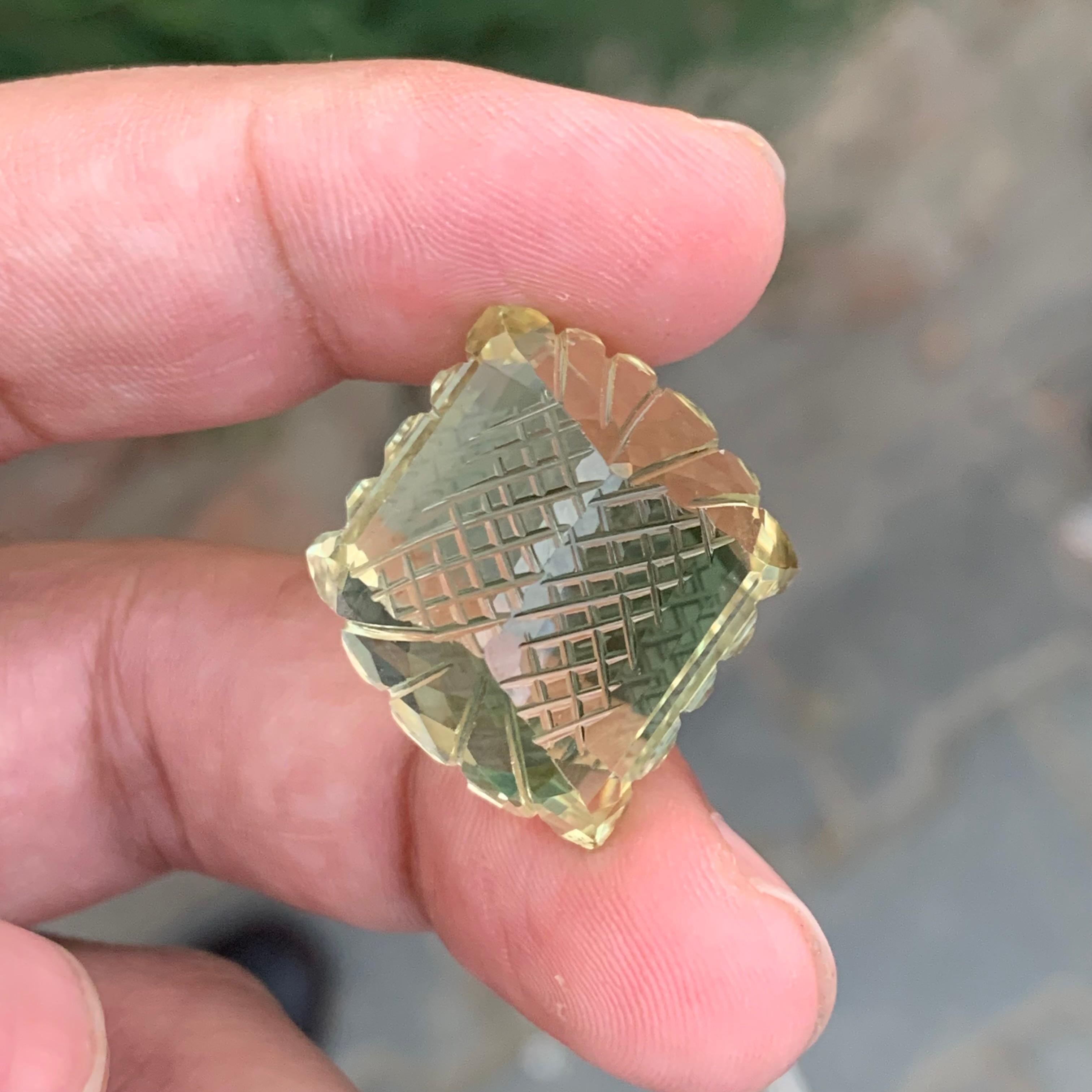 55.50 Carat Natural Loose Lemon Quartz Carving For Jewellery For Sale 3