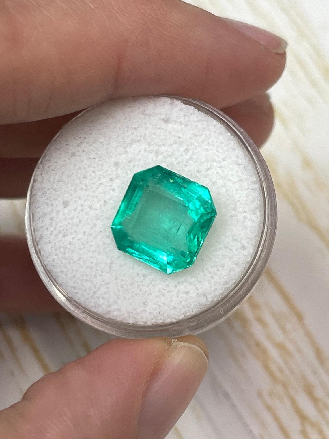 5.55ct Bluish Green Asscher Cut Colombian Gem 11x11 Genuine May Birthstone In New Condition For Sale In Jupiter, FL