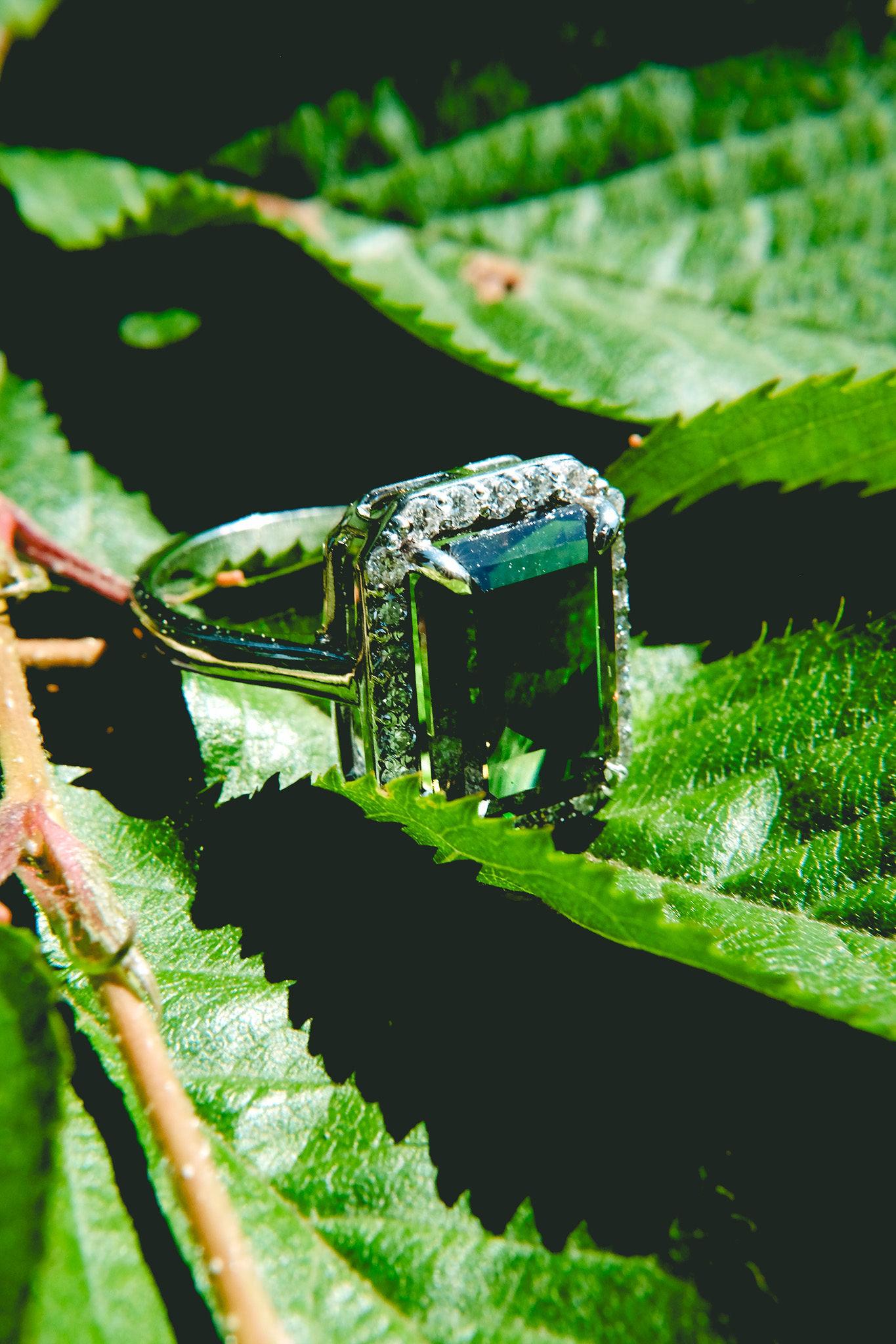 5.55ct Chrome Tourmaline & .47 Diamond Ring-Emerald Cut-18KT Gold-GIA certified For Sale 1