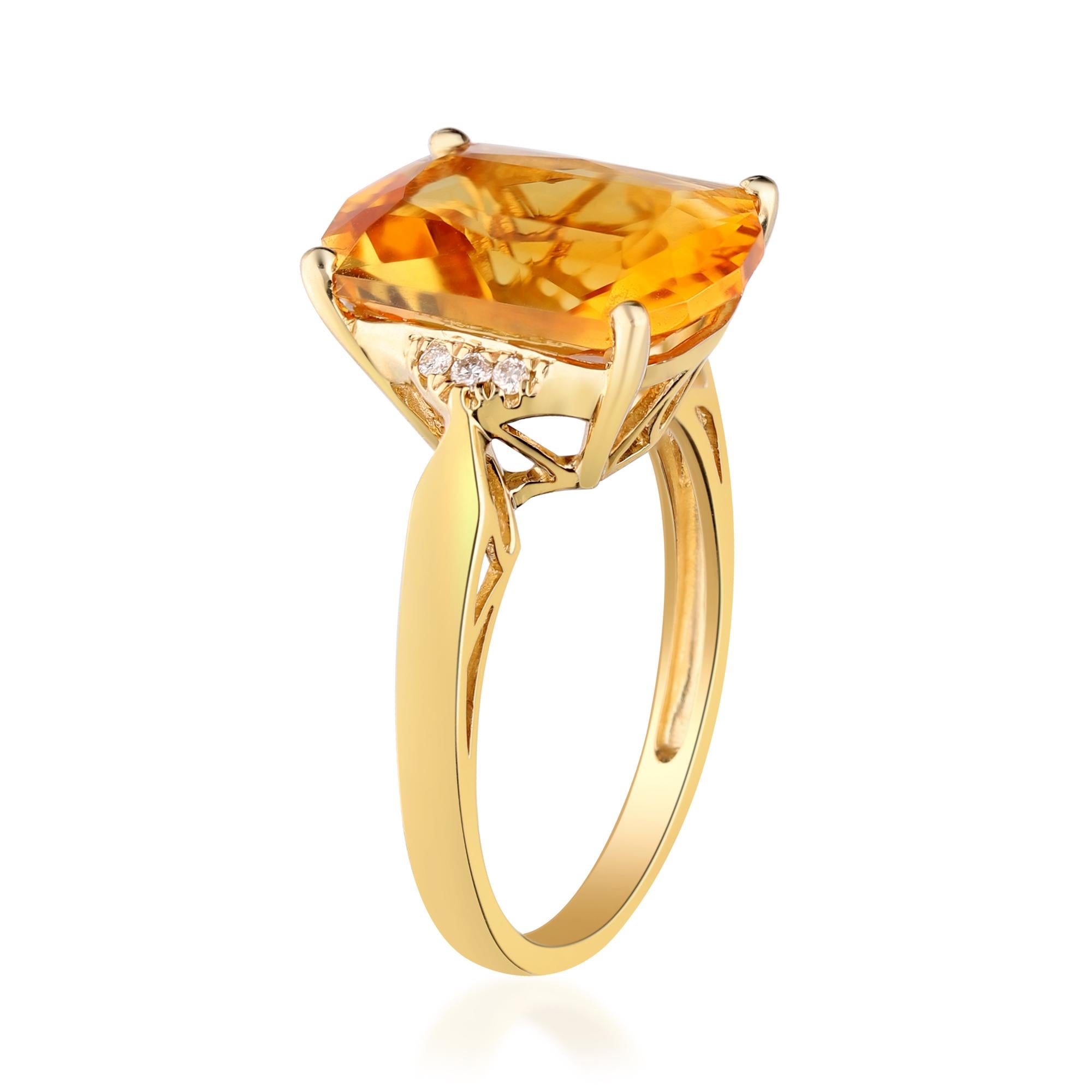 Ring aus 14 Karat Gelbgold mit 5,56 Karat Citrin und Diamant (Art déco) im Angebot