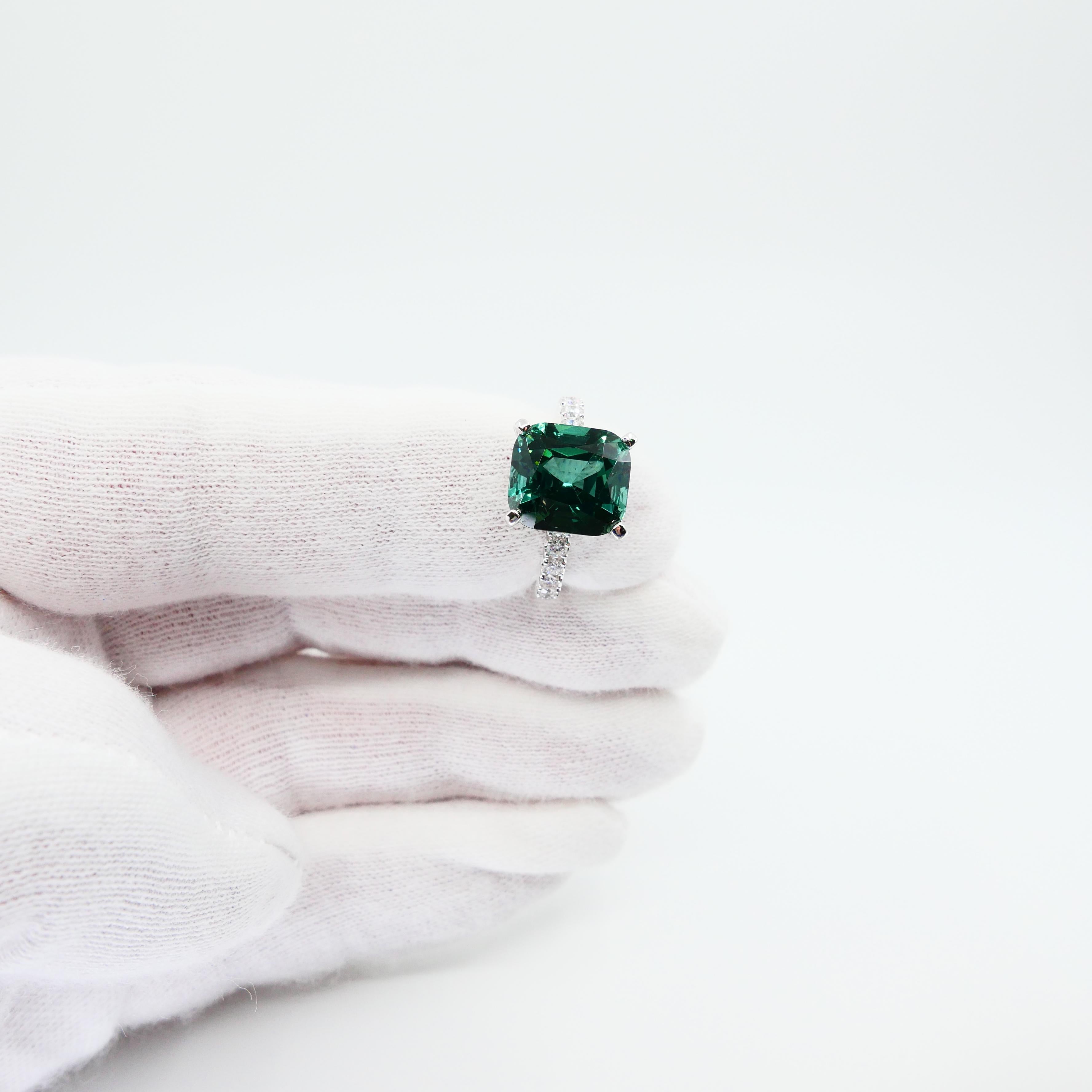 5.56 Carat Natural Green Tourmaline and Diamond Statement Cocktail Ring 2