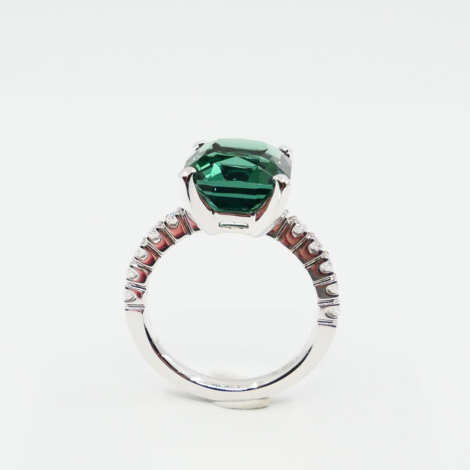 5.56 Carat Natural Green Tourmaline and Diamond Statement Cocktail Ring 3