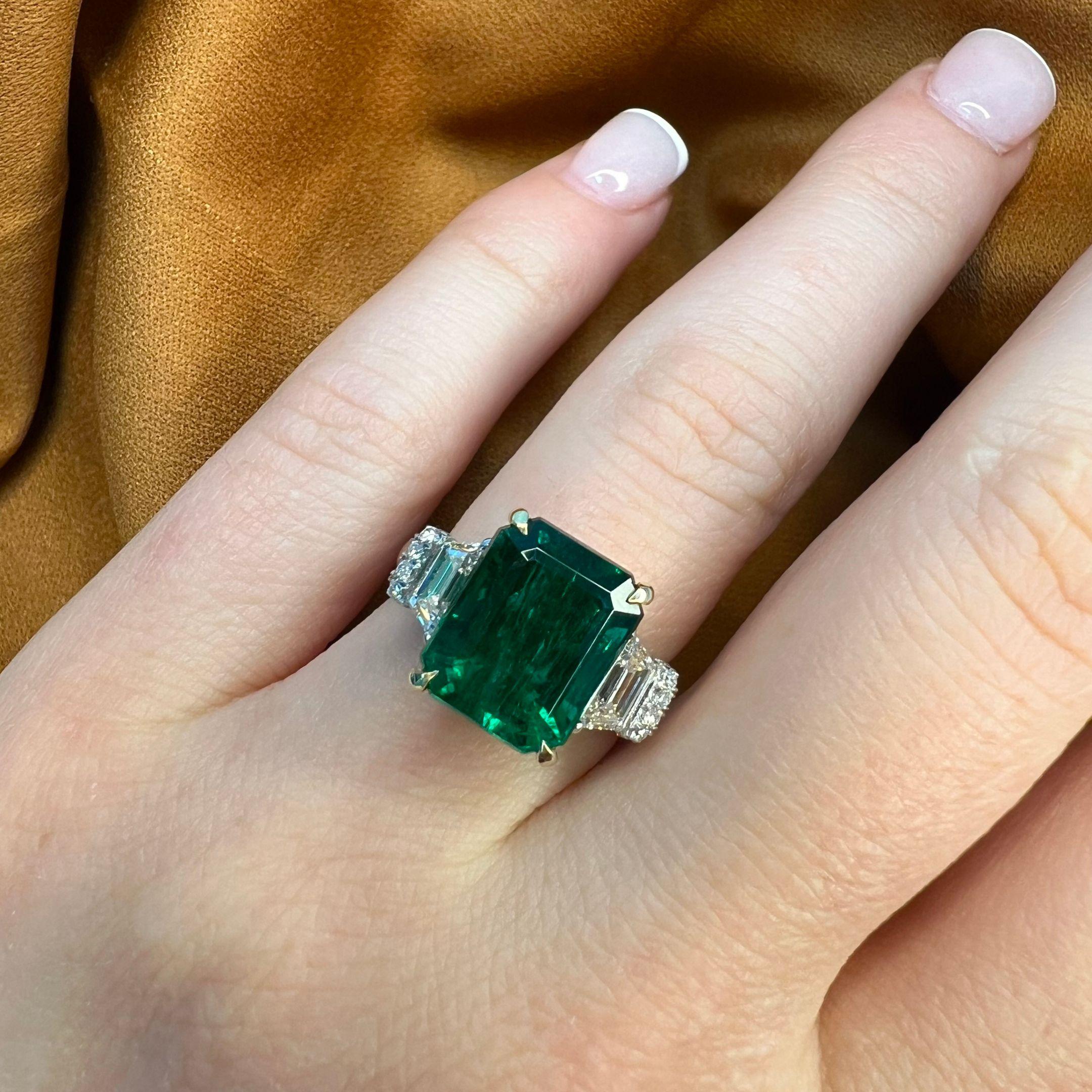 Emerald Cut 5.57 Carat Emerald Three Stone Ring, Platinum, G-VS Diamonds For Sale