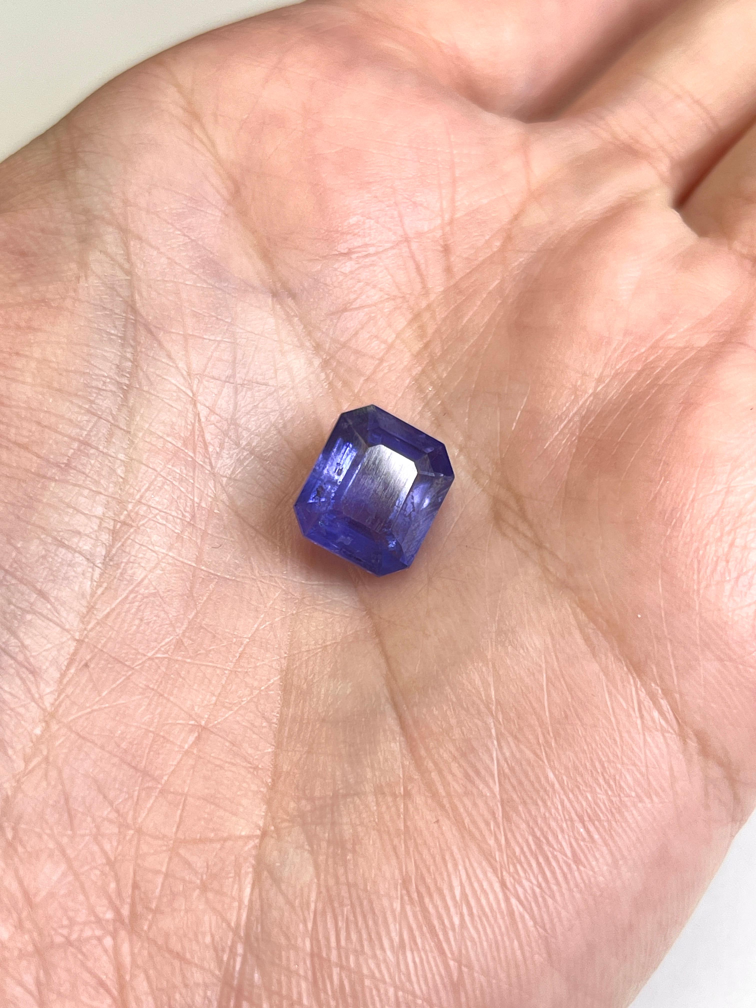 5.57 Carats Natural Purple-Blue Sapphire Emerald Cut Loose Gem 2