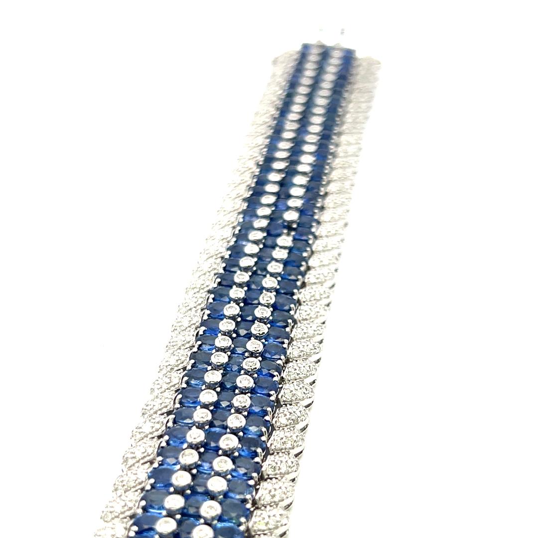 Bracelet à maillons 18 carats avec saphirs 55,70 carats et diamants ronds brillants de 7,90 carats en vente 3