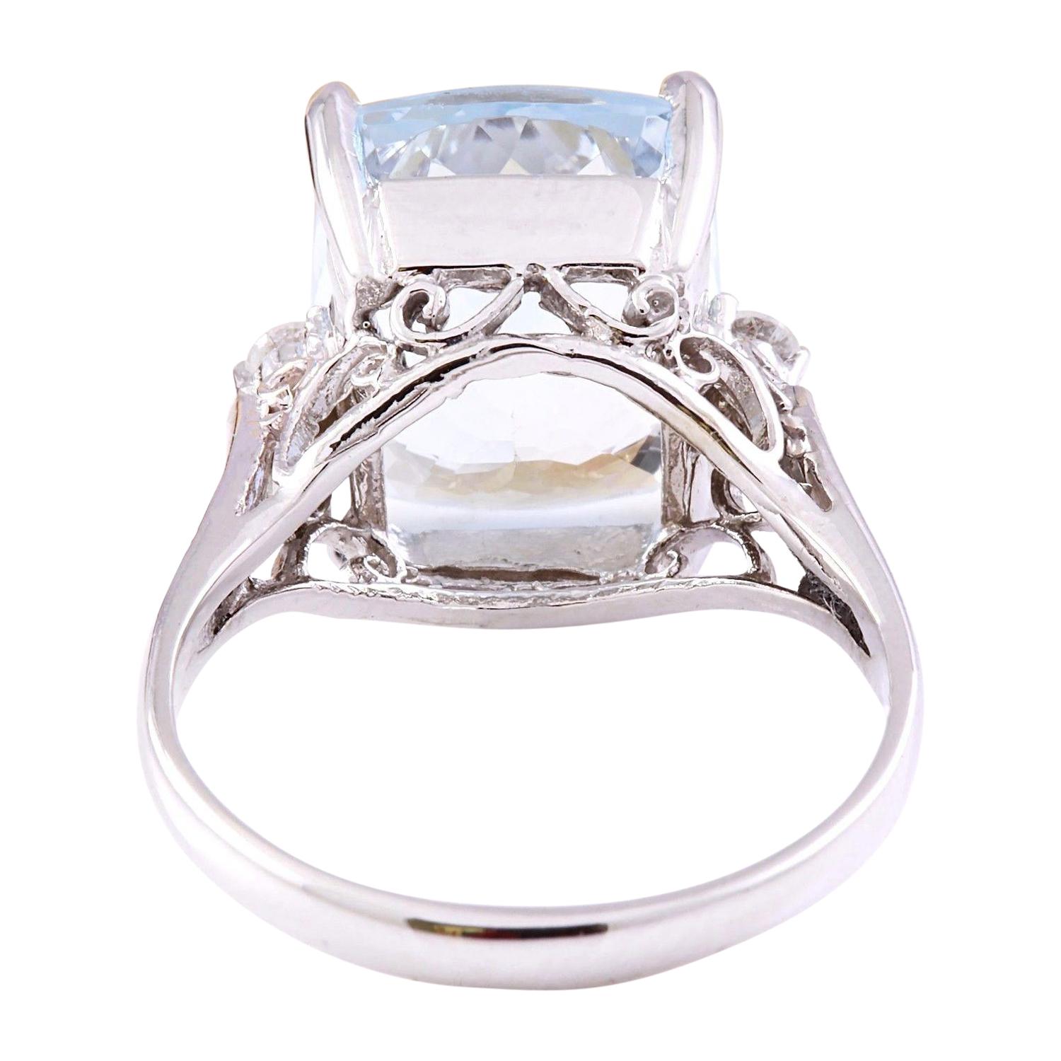 Cushion Cut 5.58 Carat Natural Aquamarine 14 Karat Solid White Gold Diamond Ring For Sale