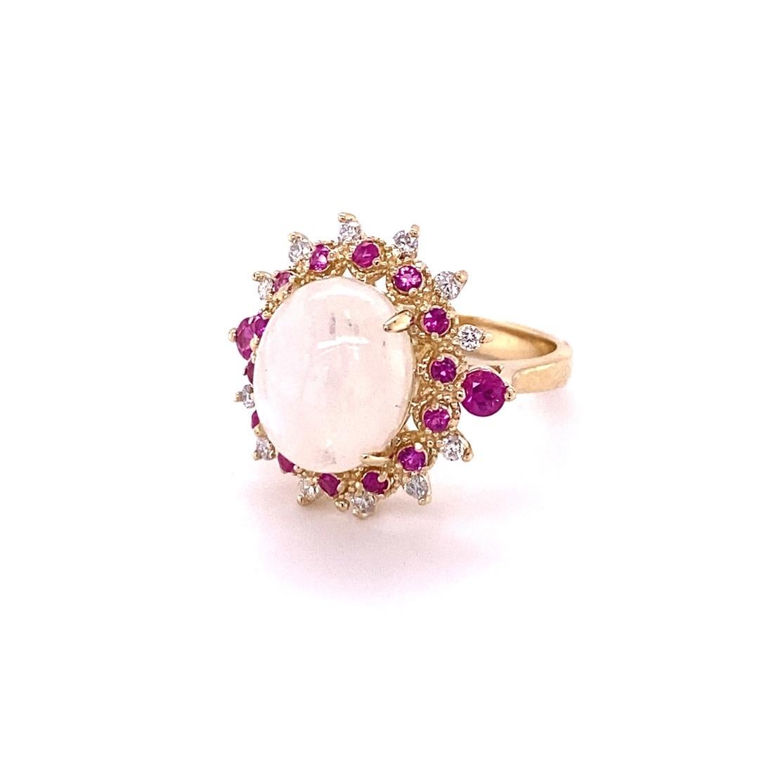 5.58 Carat Natural Moonstone Pink Sapphire Diamond Yellow Gold Cocktail Ring In New Condition In Los Angeles, CA